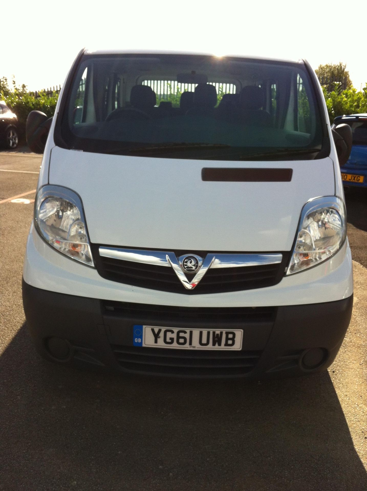 VAUXHALL VIVARO 9 SEATER *** PLUS VAT *** - Image 2 of 9