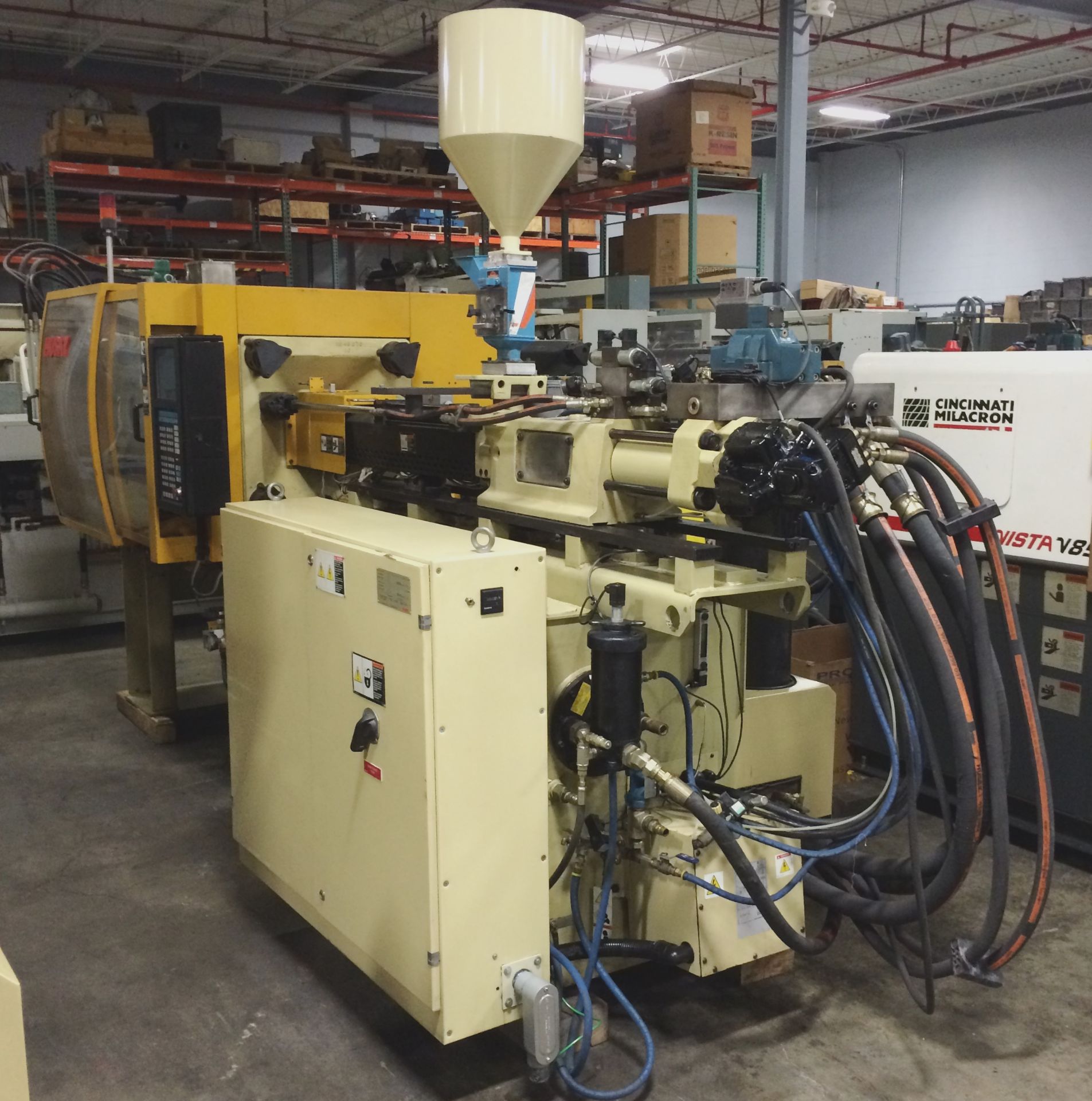 100 Ton, 5.6 oz. HUSKY Injection Molding Machine | Model: S90-RS40/35 | Year: 2000 - Image 2 of 7