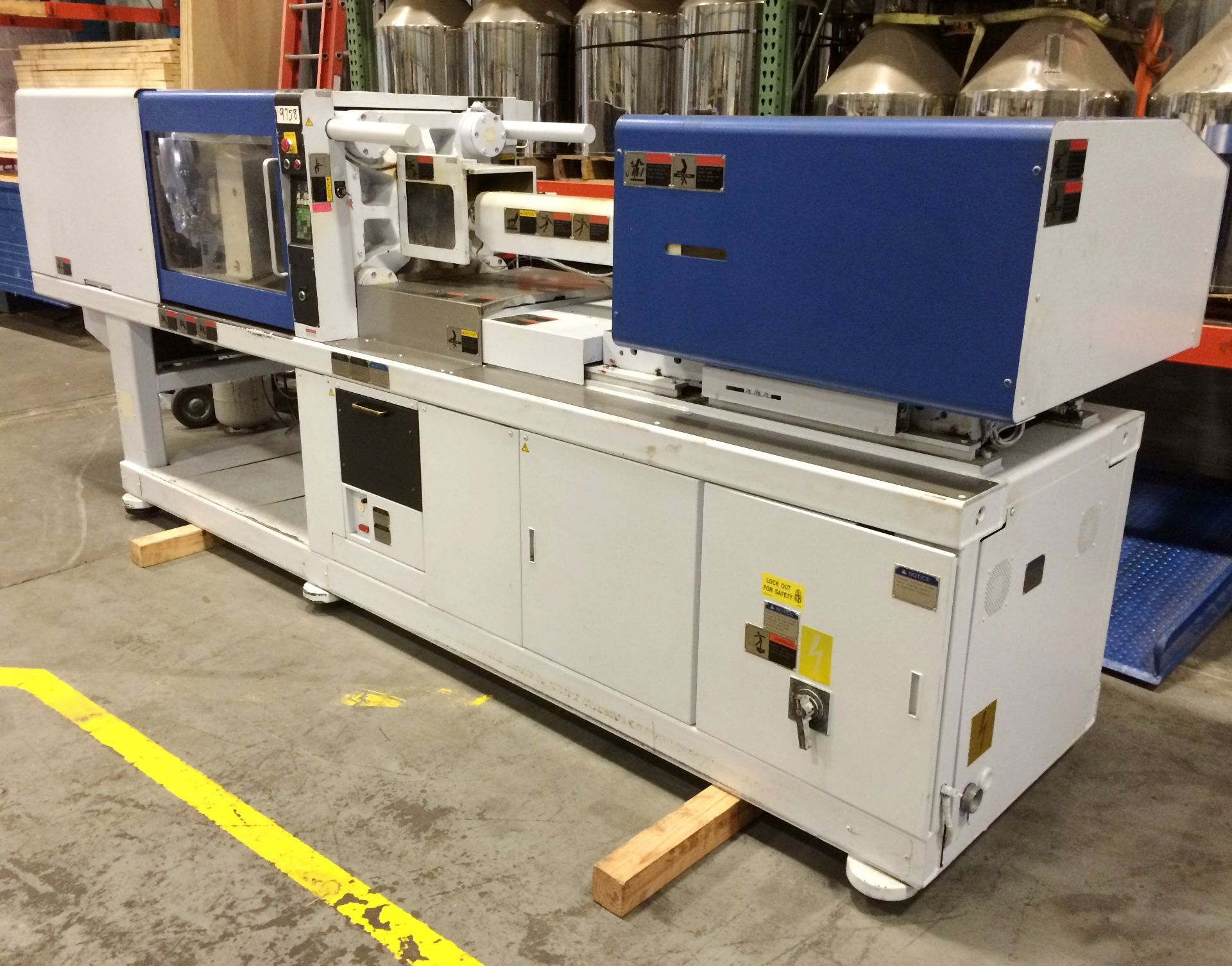 110 Ton, 6 oz. NIIGATA All-Electric Injection Molding Machine | Model: MD110S3 | Year: 2000