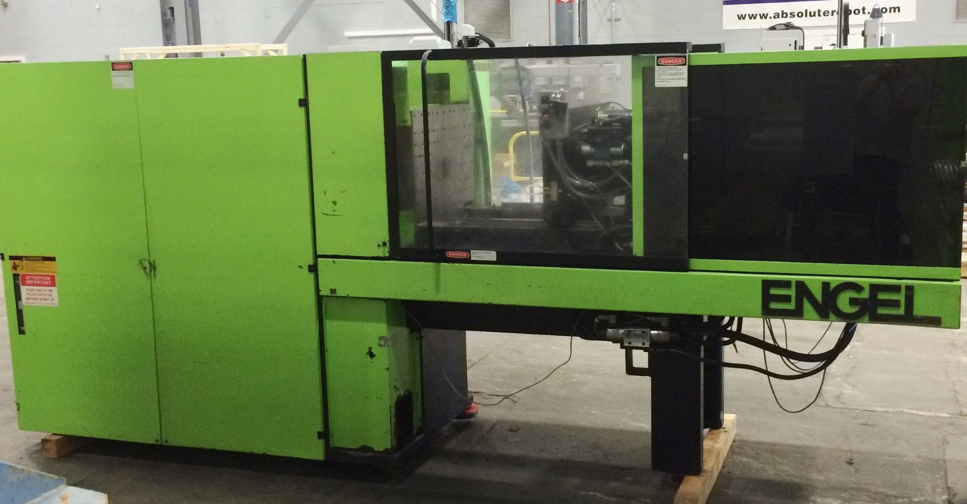 100 Ton, 5 oz. ENGEL Tiebarless Injection Molding Machine | Model: ES330/100 - Image 6 of 8