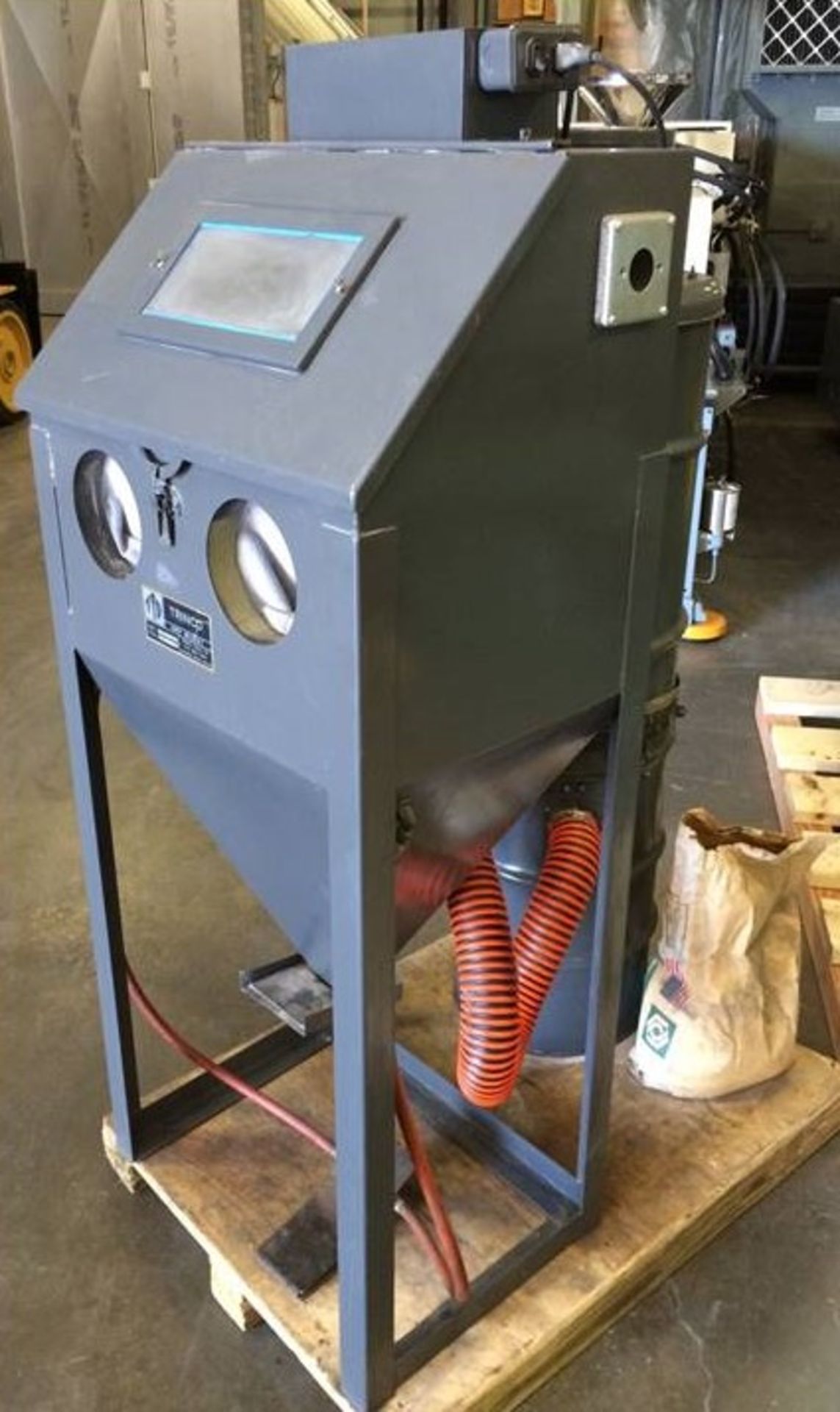 TRINCO Dry Blast Cabinet w/ BP Dust Collector | Model: 24