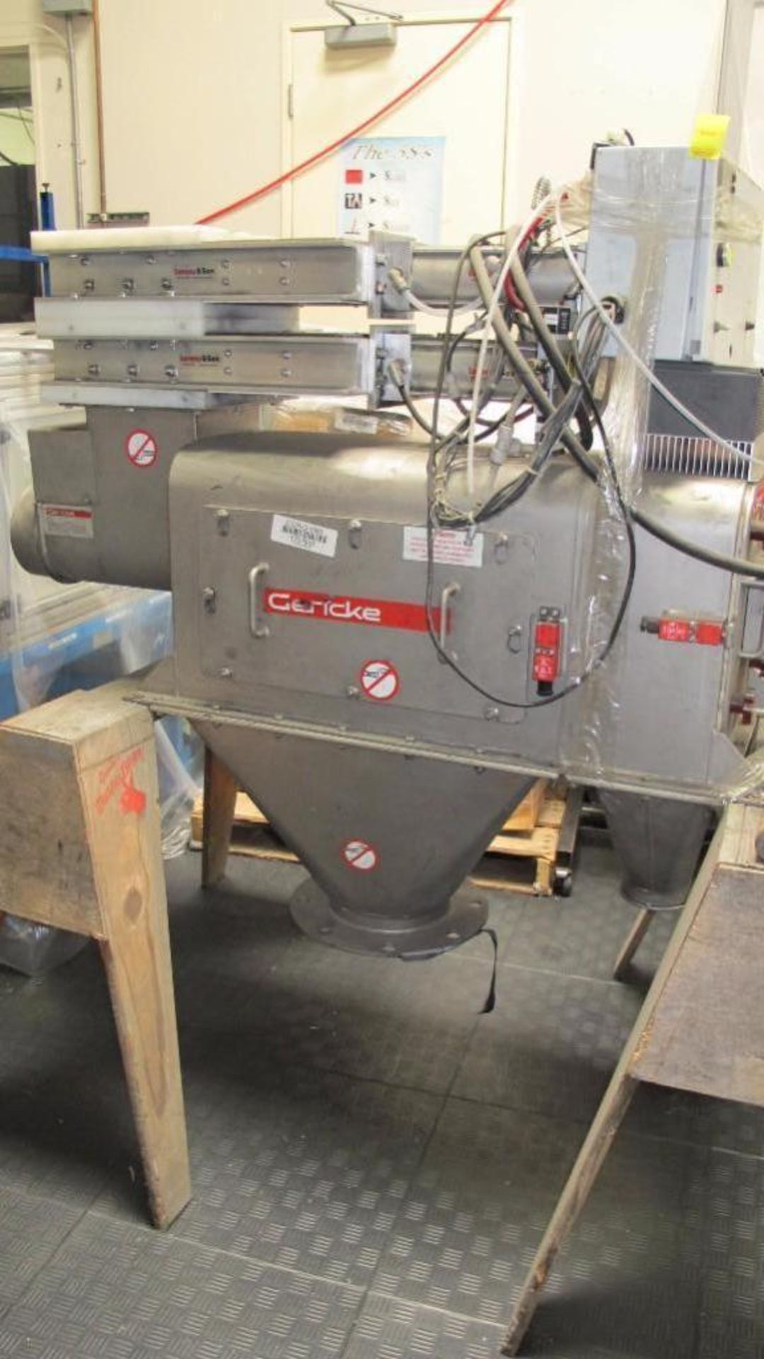 Centrifugal sifter - Image 11 of 20