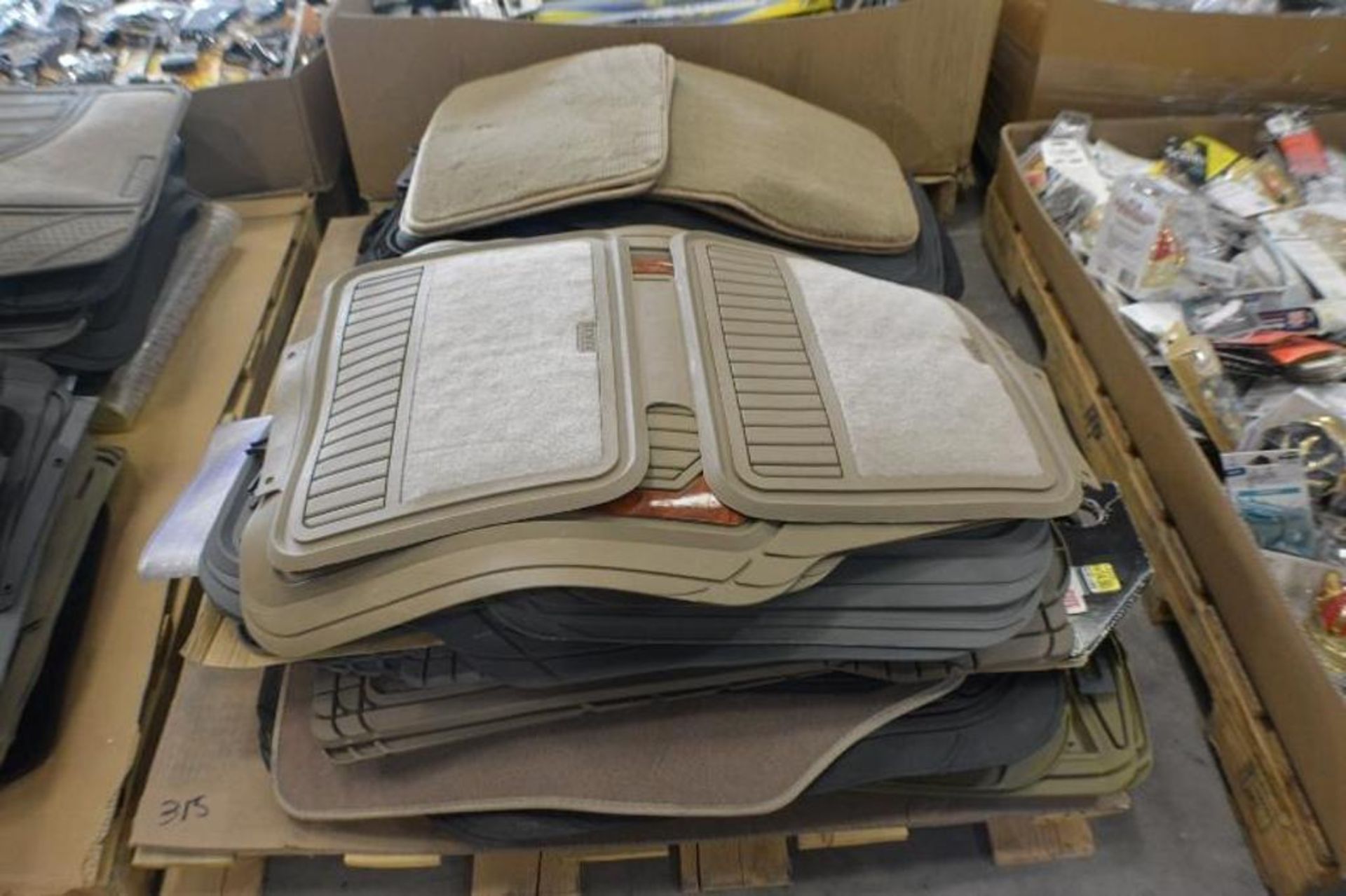 Car Floor Mats. Assorted Sizes and Styles. Contents of Pallet