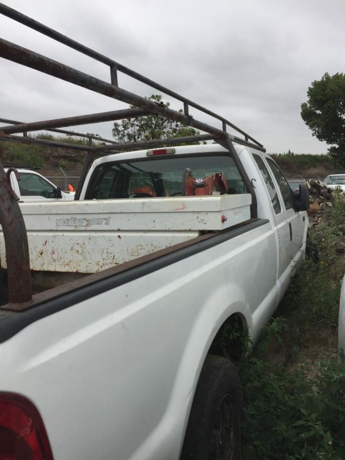 2004 Ford F-250 Extended Cab Pickup Truck lic. plate 7S75000 - Image 4 of 10