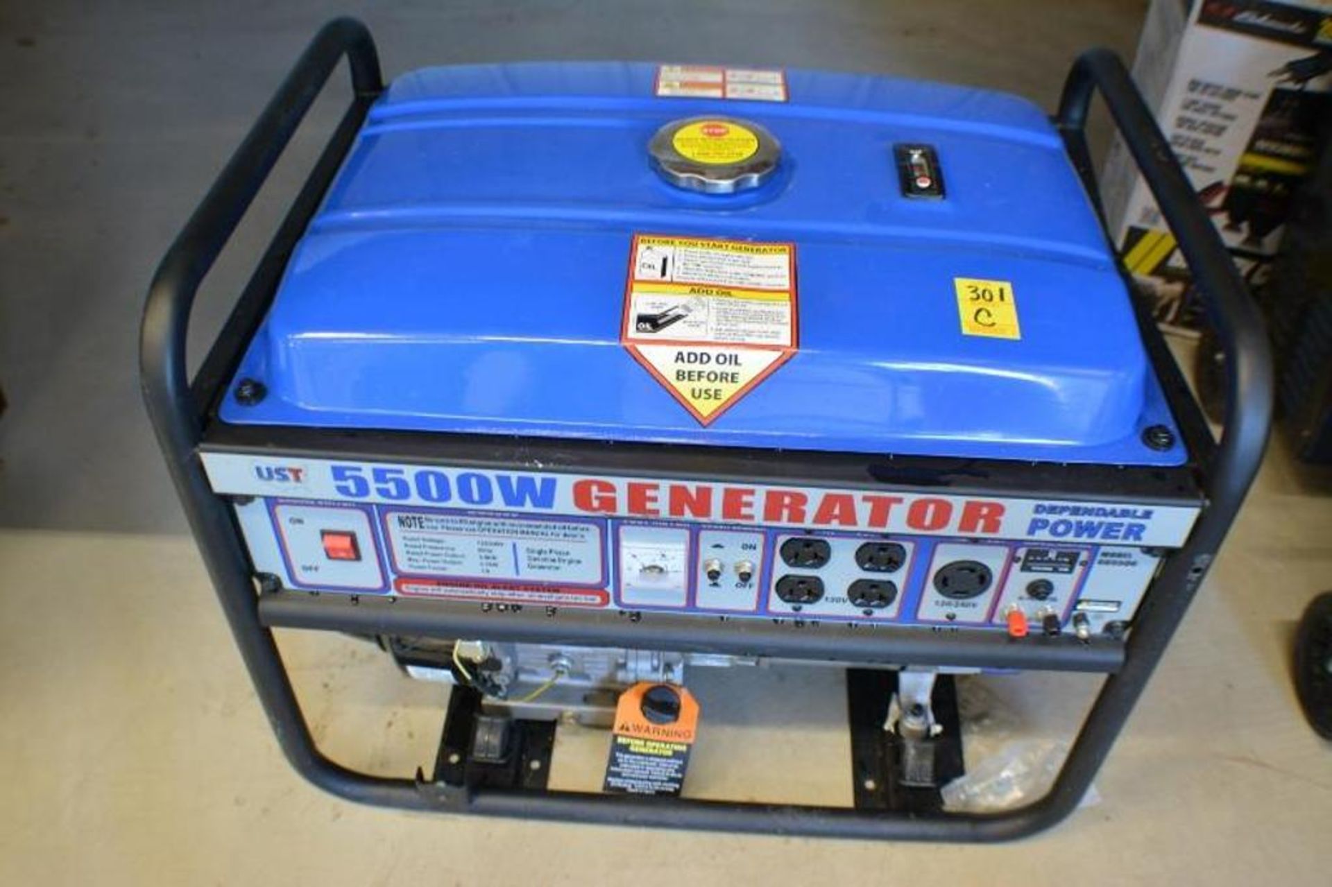 5500 Watts Gasoline Generator 338cc 120/240Volts by UST