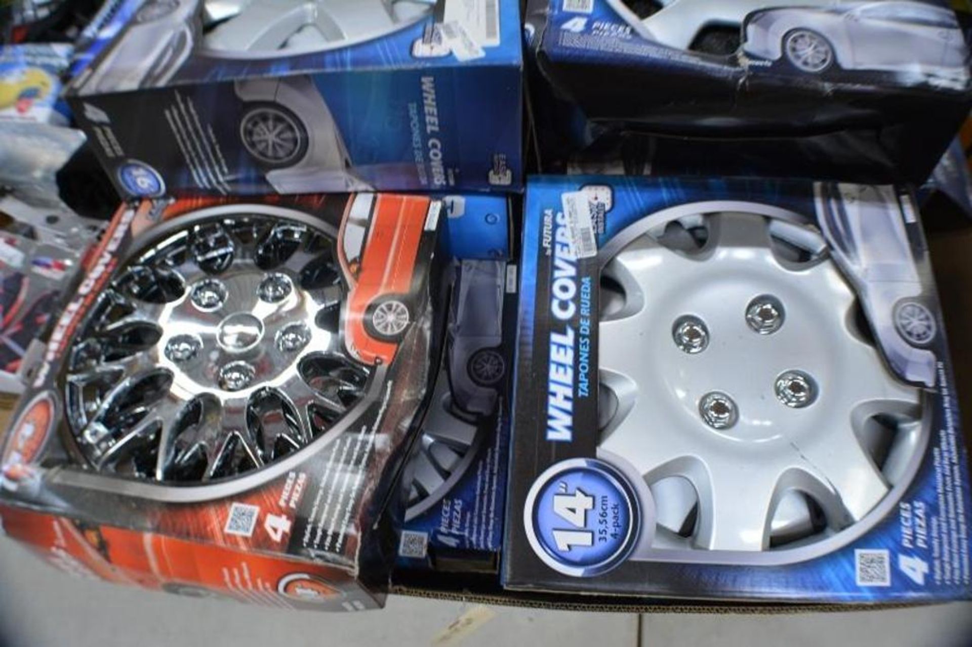 Car Accessories. Assorted Styles and Sizes Wheel Covers + Seat Cover + Car Cover + Air Compressor + - Image 7 of 21