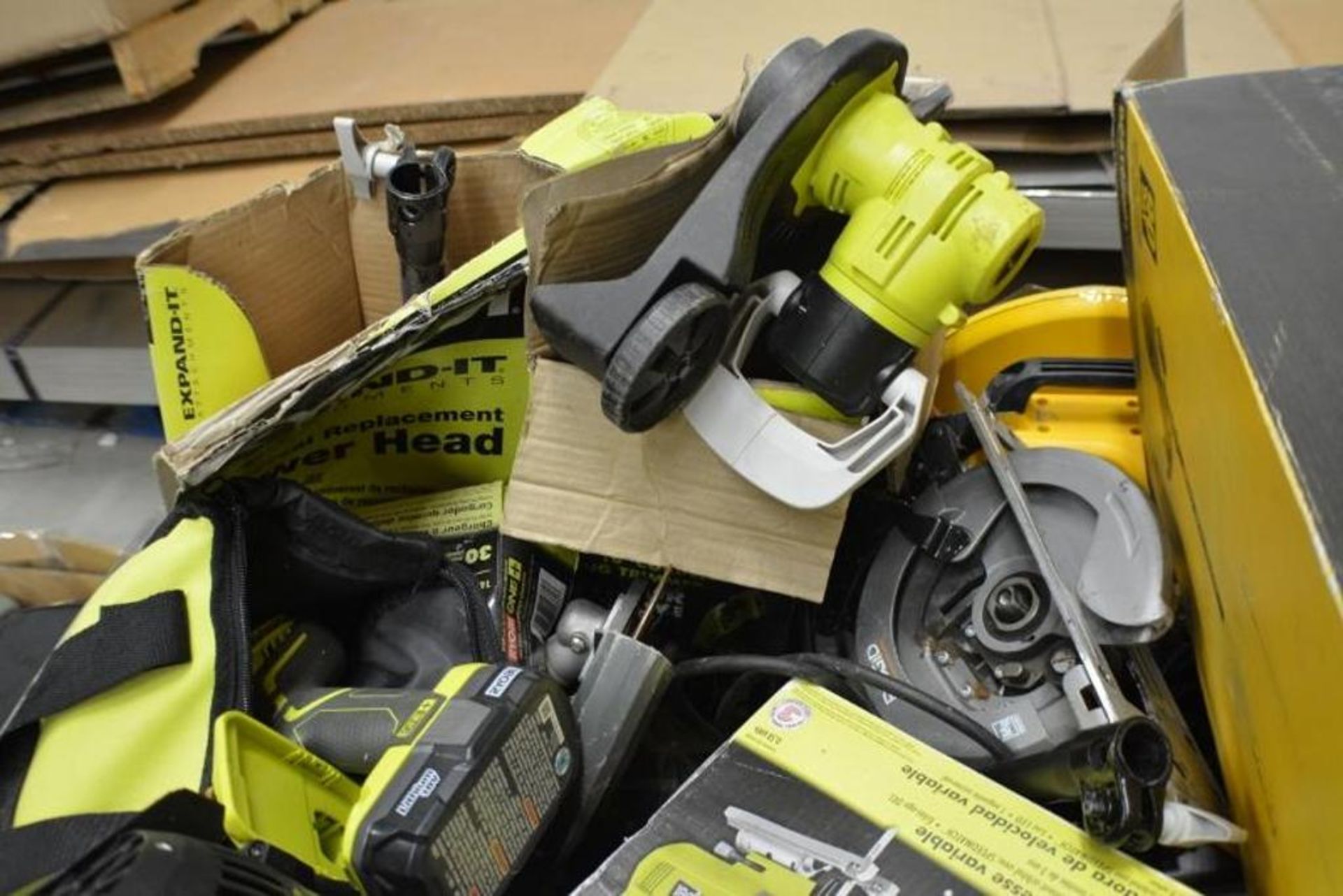 Tools by Assorted Brands. Dewalt + Porter Cable + Ridgid + Ryobi. Assorted Tools. Contents of Pallet - Image 7 of 8