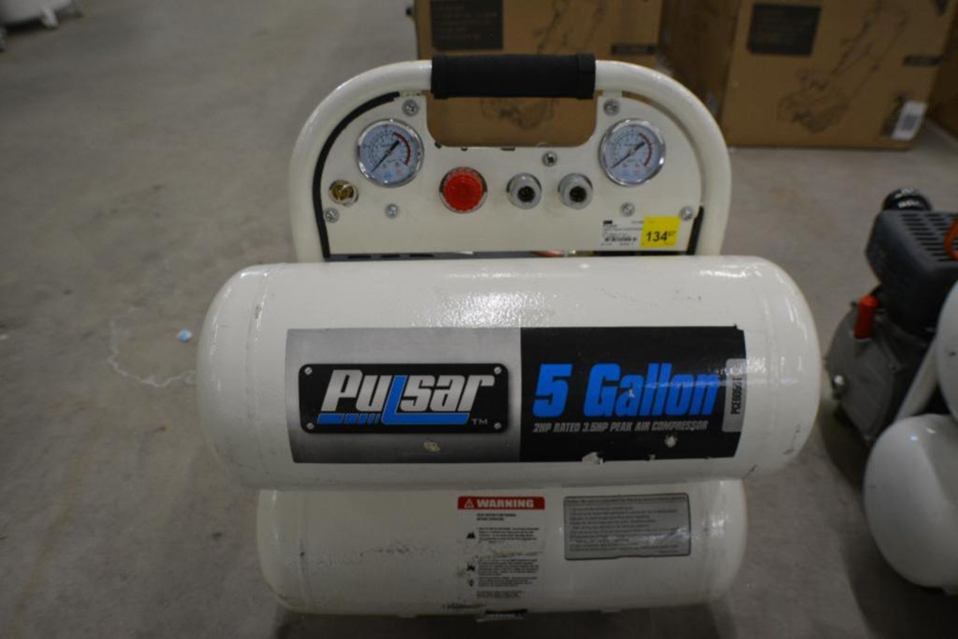 5 Gallon Air Compressor 2.0HP 115PSI by Pulsar. Qty 2 x $ - Image 3 of 5