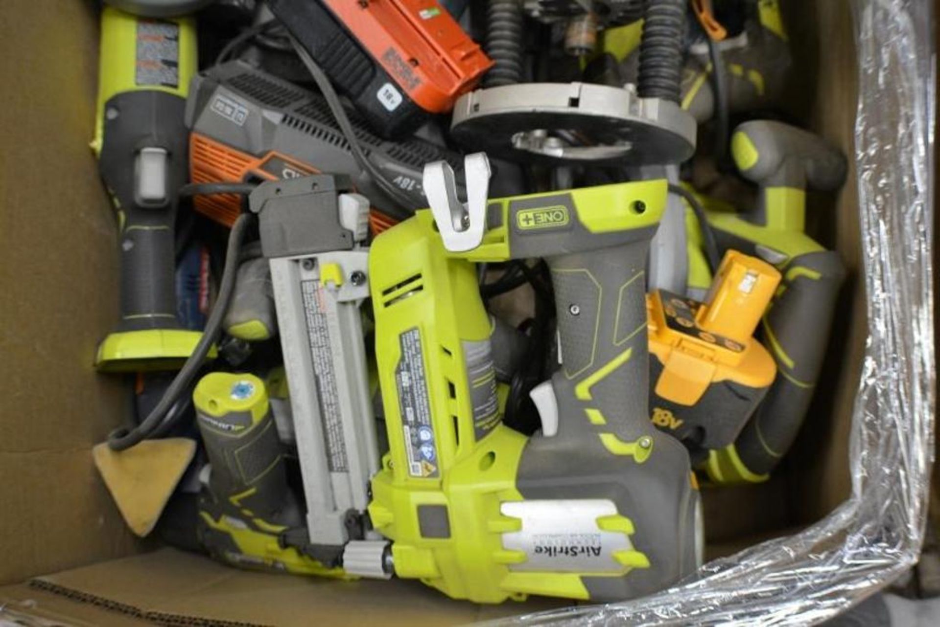 Power Tools. Assorted Brands. Ryobi + Ridgid + Dewalt + Milwaukee. Contents of Pallet - Image 3 of 9