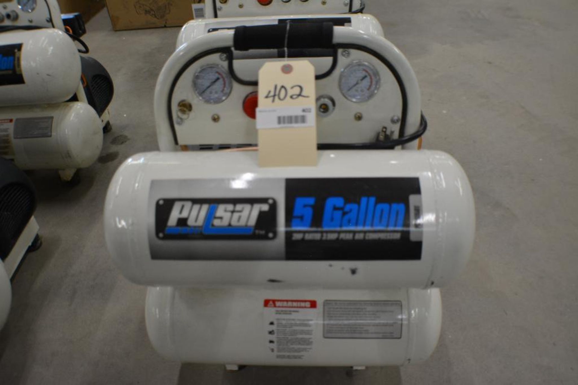 5 Gallon Air Compressor 2.0HP 115PSI by Pulsar. Qty 2 x $ - Image 2 of 5