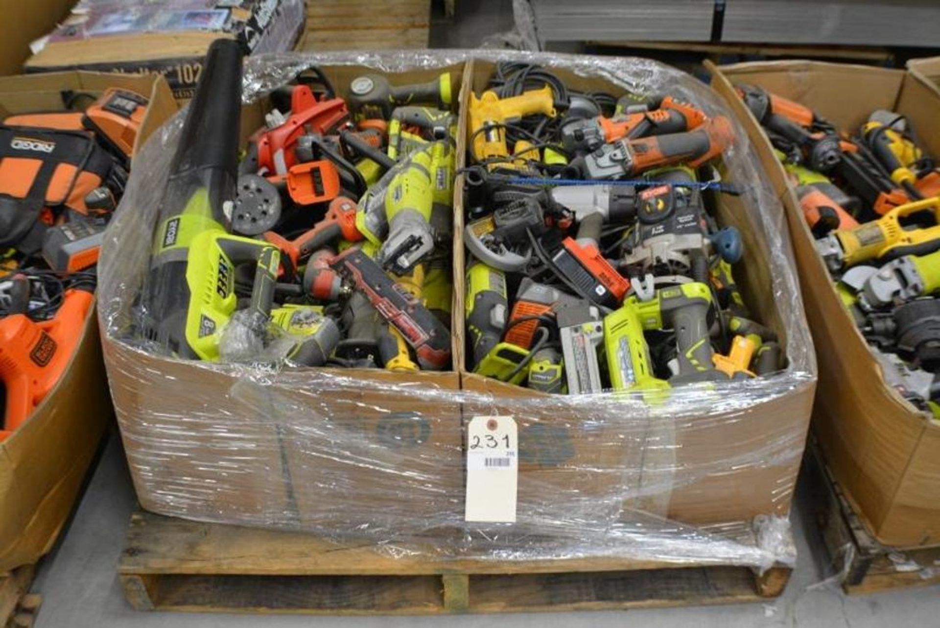 Power Tools. Assorted Brands. Ryobi + Ridgid + Dewalt + Milwaukee. Contents of Pallet