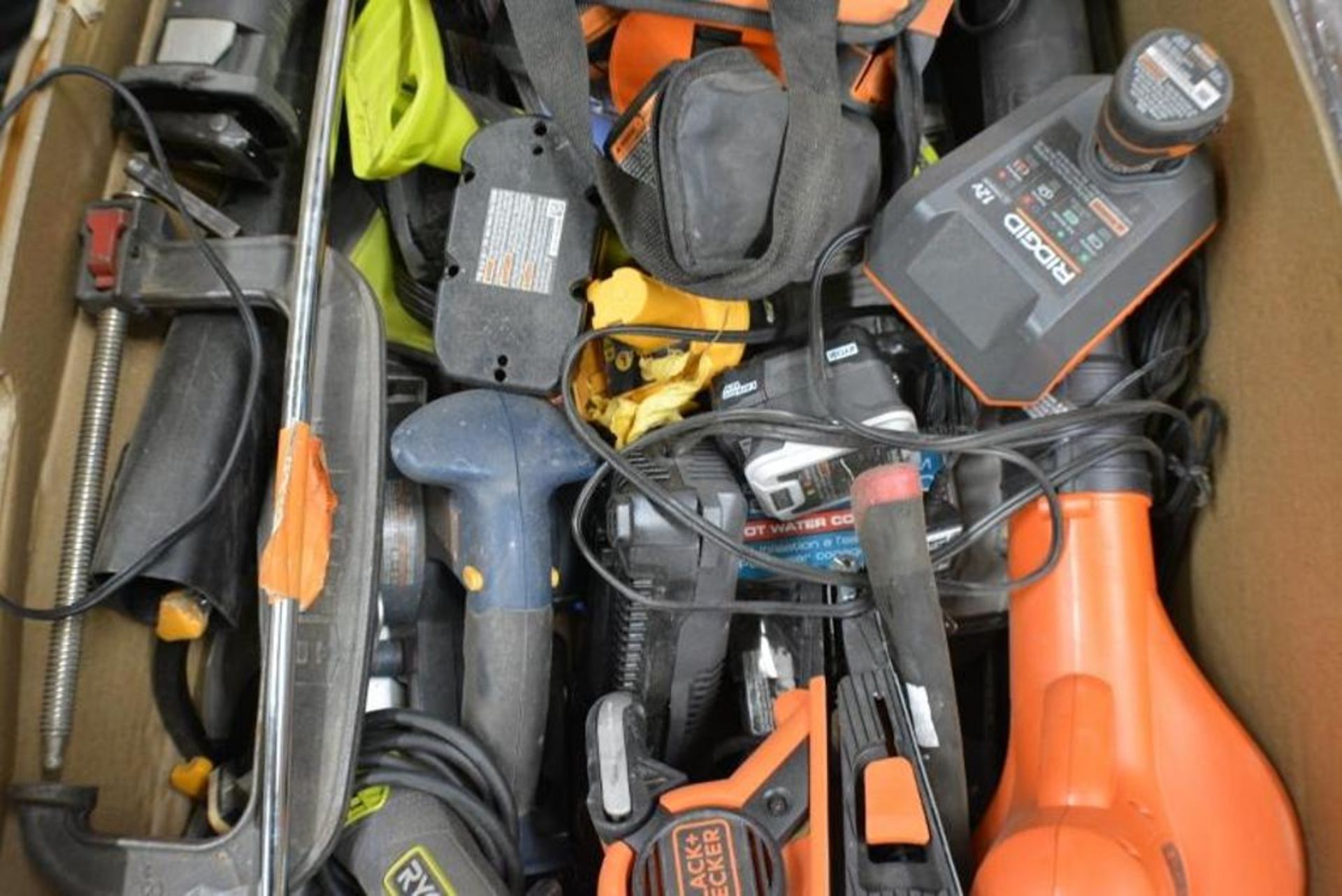 Power Tools. Assorted Brands. Ryobi + Ridgid + Dewalt + Milwaukee. Contents of Pallet - Image 4 of 9