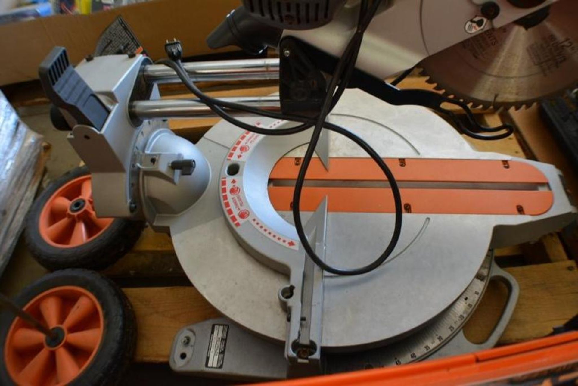 Ridgid Saw + heat stream 125000 btu. Contents of pallet. - Image 9 of 10