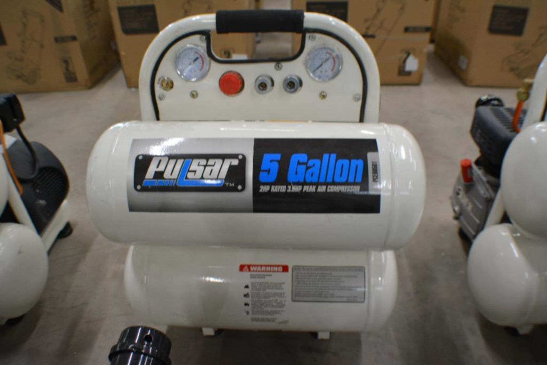 5 Gallon Air Compressor 2.0HP 115PSI by Pulsar. Qty 2 x $ - Image 3 of 6