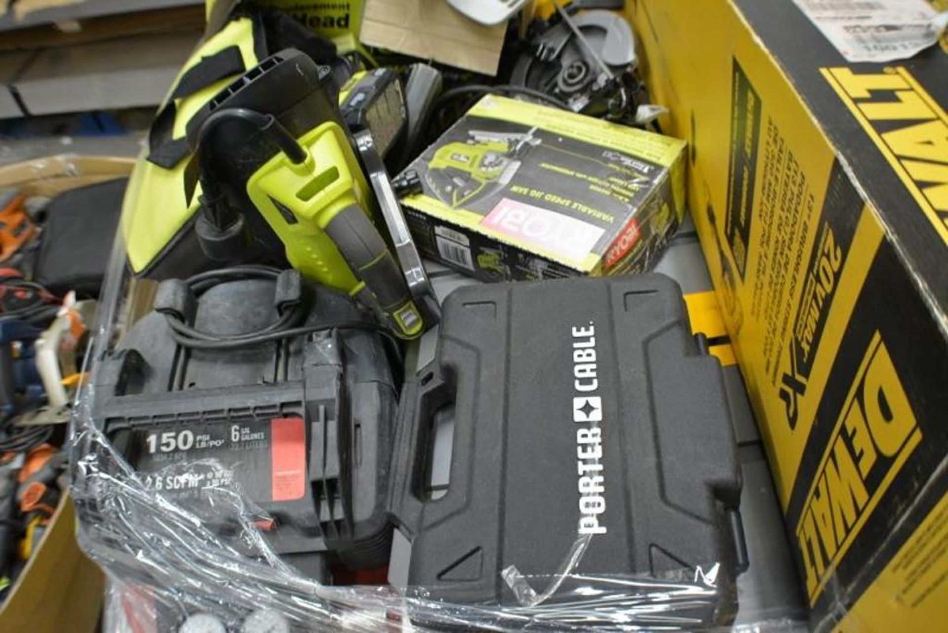Tools by Assorted Brands. Dewalt + Porter Cable + Ridgid + Ryobi. Assorted Tools. Contents of Pallet - Image 8 of 8