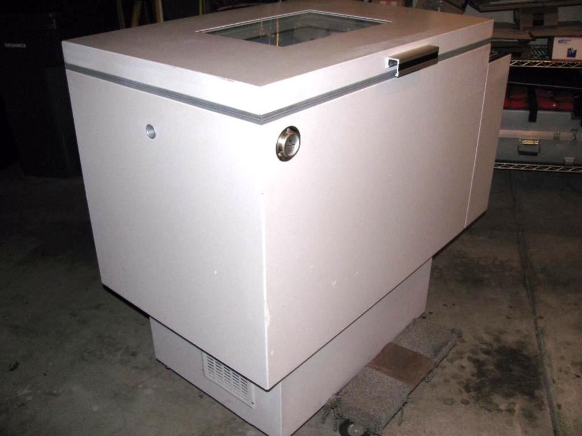 Lab-Line Incubator Shaker. Mod 3526.Serial 1101-0818. 120C 6.67mp 50/60h 800 watts. Mo# 208160. Work - Image 3 of 6