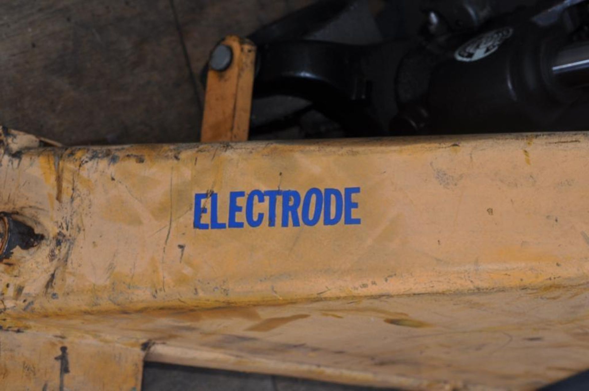 Lift-Rite 5,000-lb pallet jack - Image 3 of 3