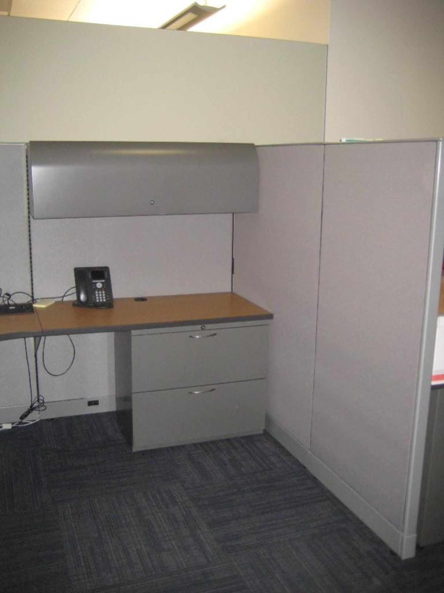 Knoll office cubicles - Image 9 of 51