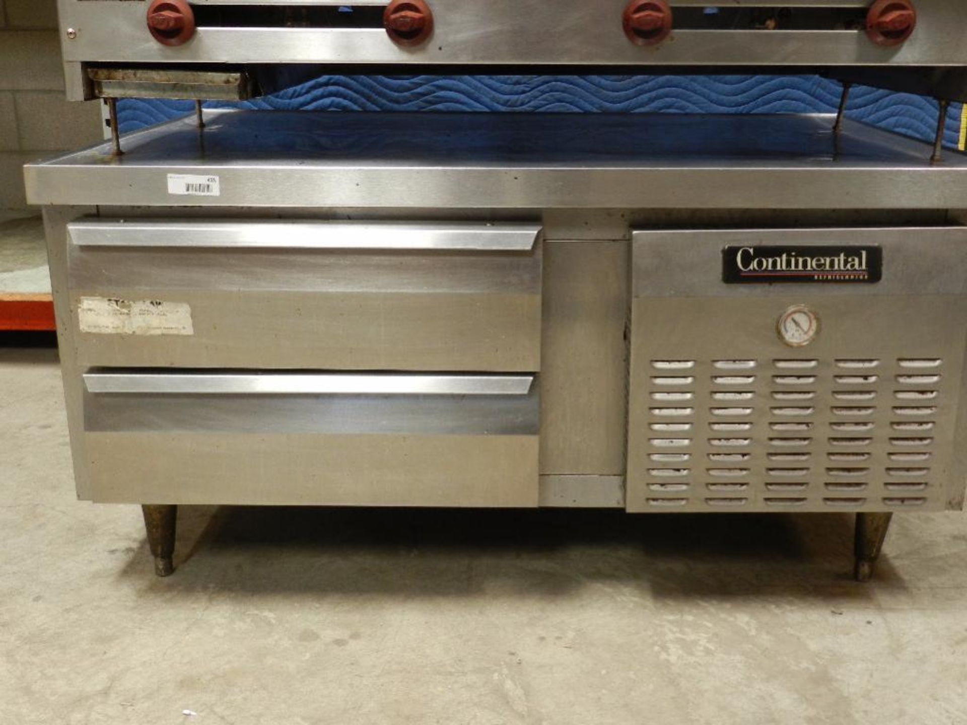 Refrigerated two drawer chef base. stainless steel. Continental make. Trayless.