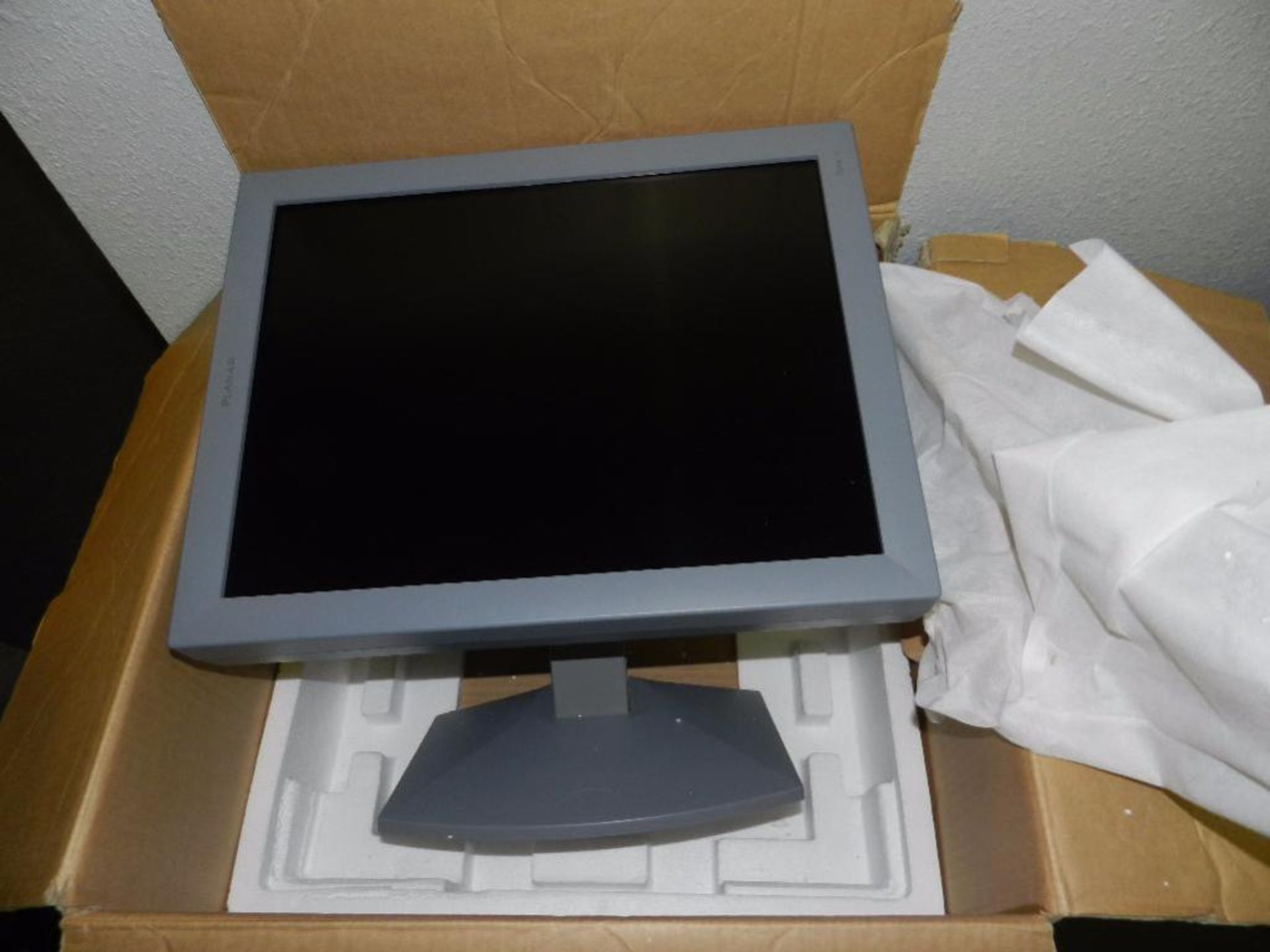 Radiology Monitor Dome 3. Model C3-Gray . Serial 407KG00818. (Unused)