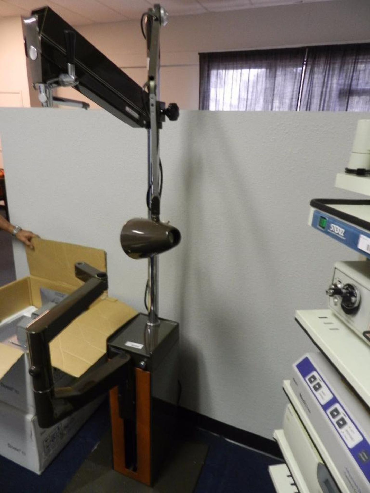 Optical Stand Reliance Model 7780. Serial 34520 - Image 3 of 4