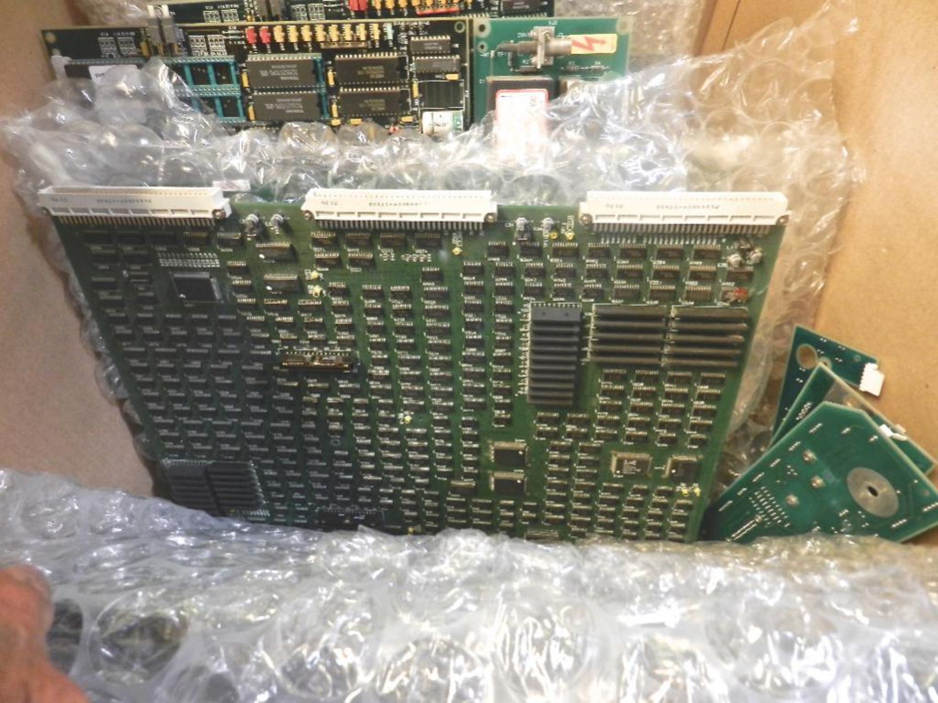 General Electric Mammography Model DMR PCB Boards. Total of 14 Boards. Plus One Bucky 18x24 - Image 9 of 12