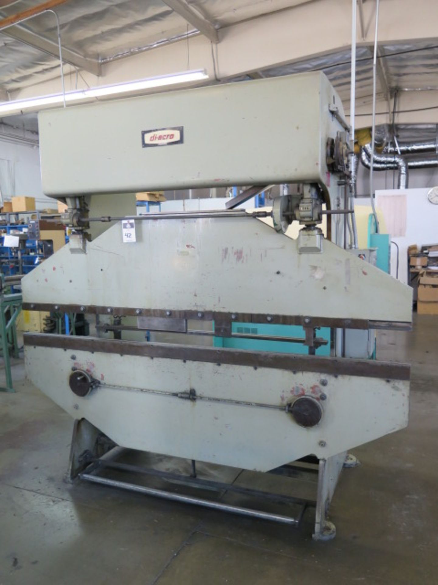 DiAcro 96” Hydraulic Press Brake w/ Manual Back Gage, 9 1/8” Throat, 62” Between Uprights