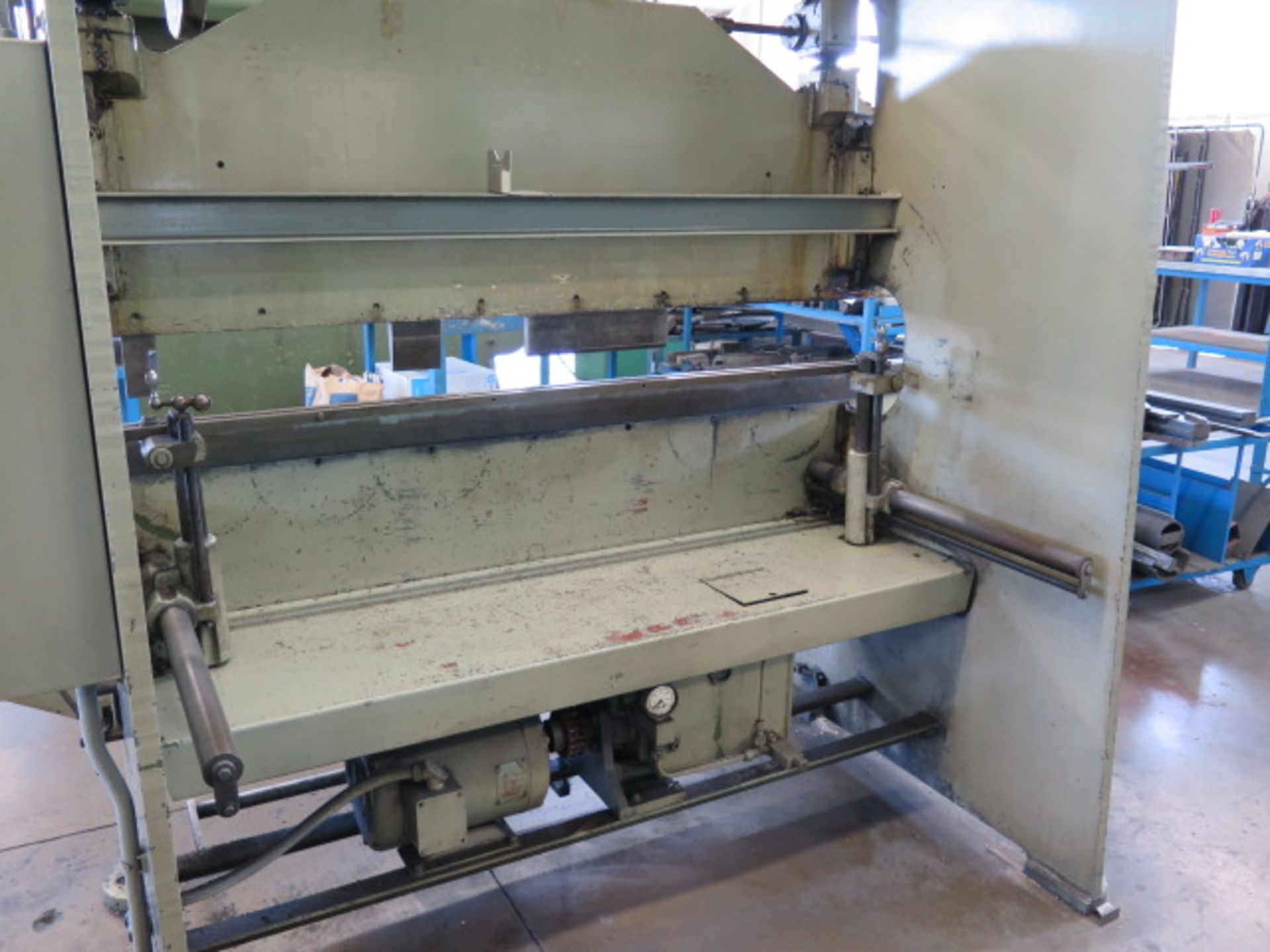 DiAcro 96” Hydraulic Press Brake w/ Manual Back Gage, 9 1/8” Throat, 62” Between Uprights - Image 5 of 5