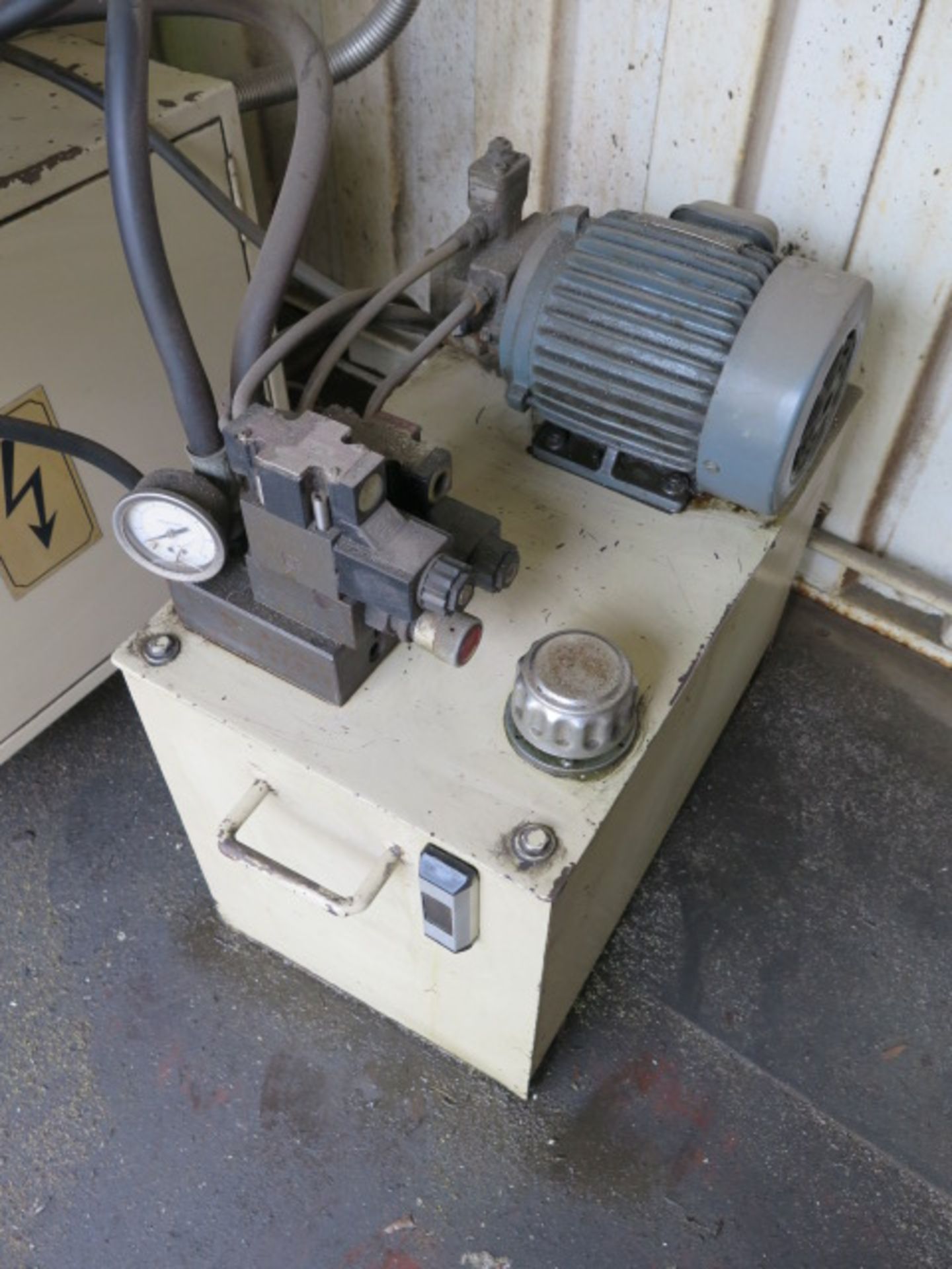 Kent KGS-250AHD 8” x 20” Automatic Hydraulic Surface Grinder s/n 85010302 w/ Kent Controls, - Image 6 of 9