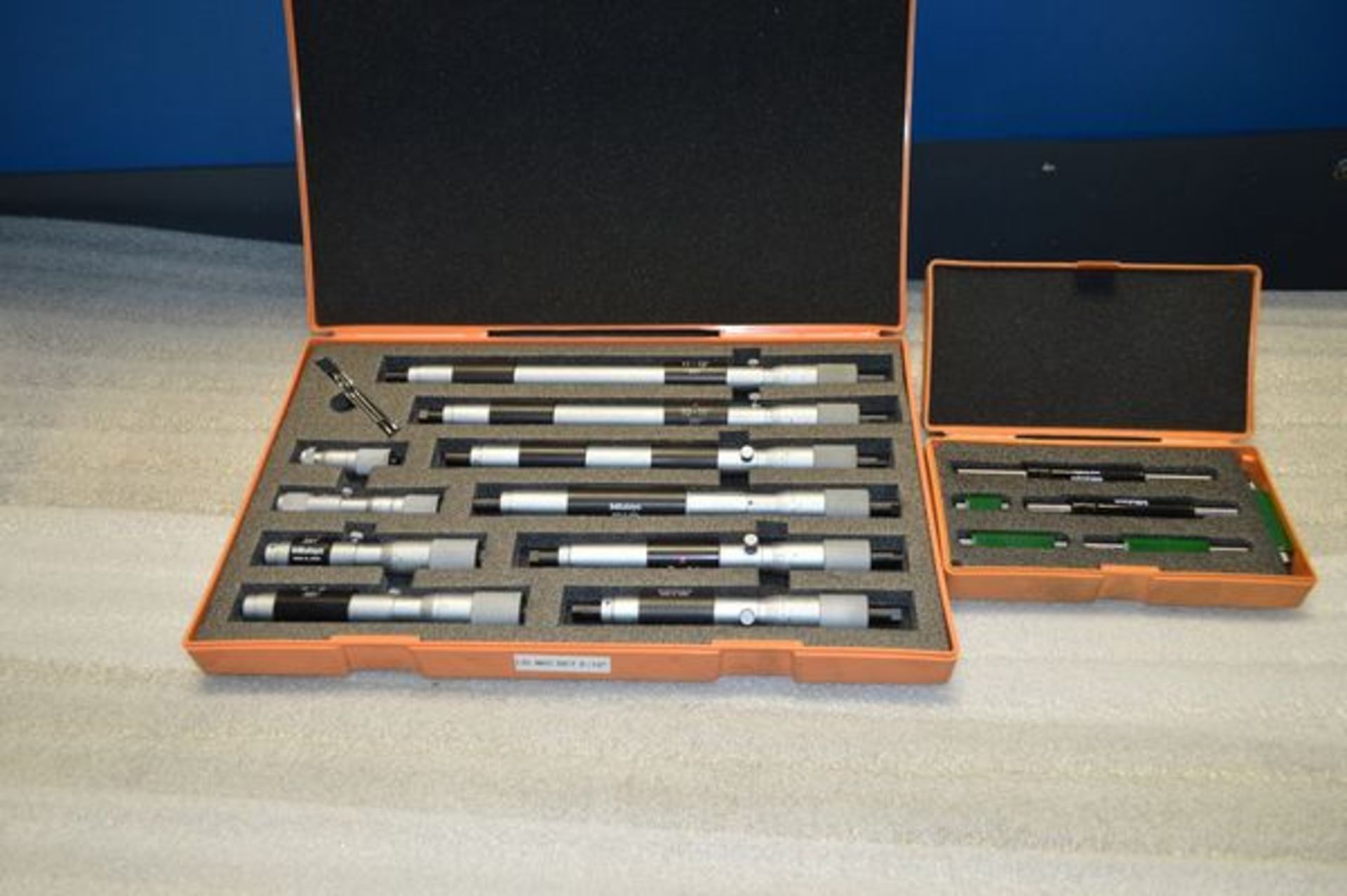 Mitutoyo I.D. Micrometers 2" - 12" Complete and Mitutoyo Standard Set Rods 1" - 5"