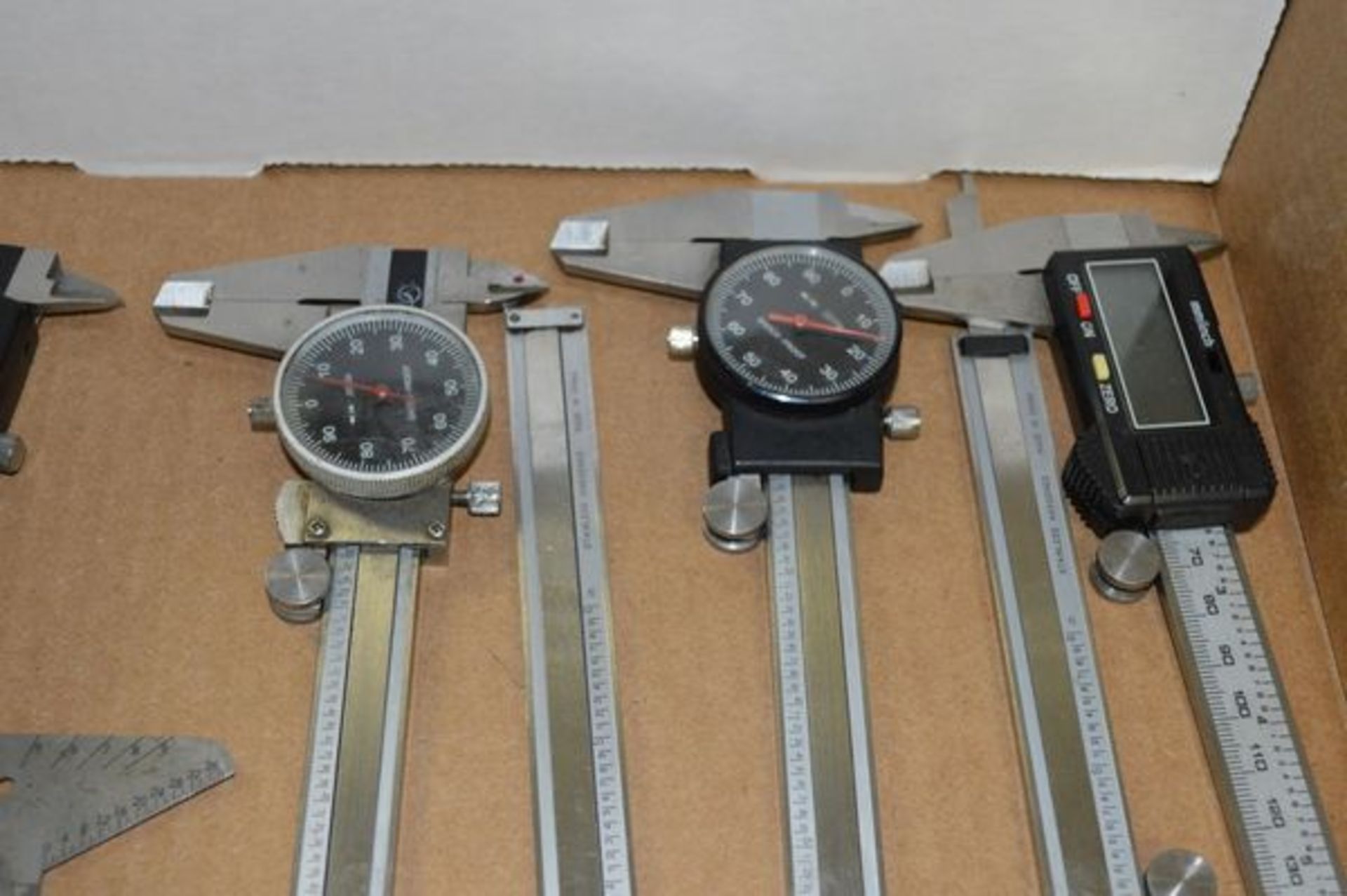 (2) Electronic Dial Calipers .001" - 6" and (4) Stainless Steal Dial Calipers - Image 3 of 3