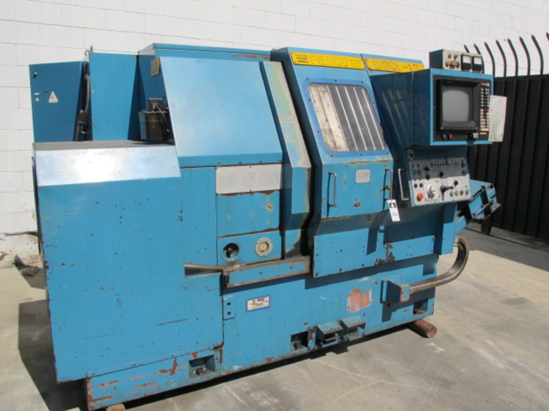 Femco WNCL-10/25 CNC Turning Center s/n 2001 w/ Fanuc System 10T Controls, 12-Station Turret, 5C - Image 2 of 7