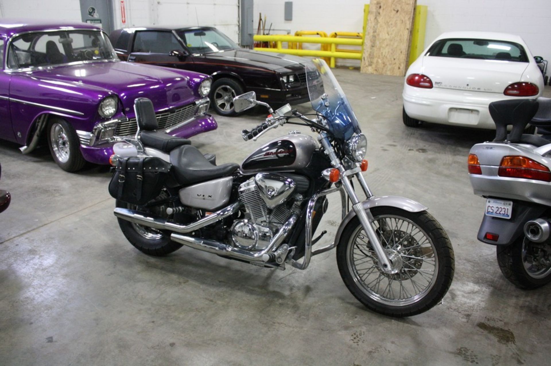 2000 HONDA SHADOW VLX MOTORCYCLE VIN: N/A