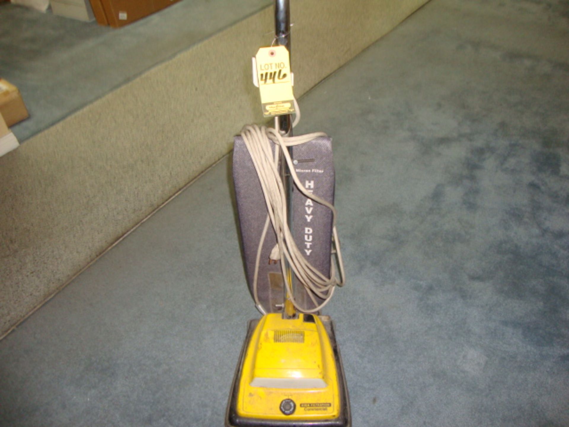 EUREKA COMMERCIAL VACUUM