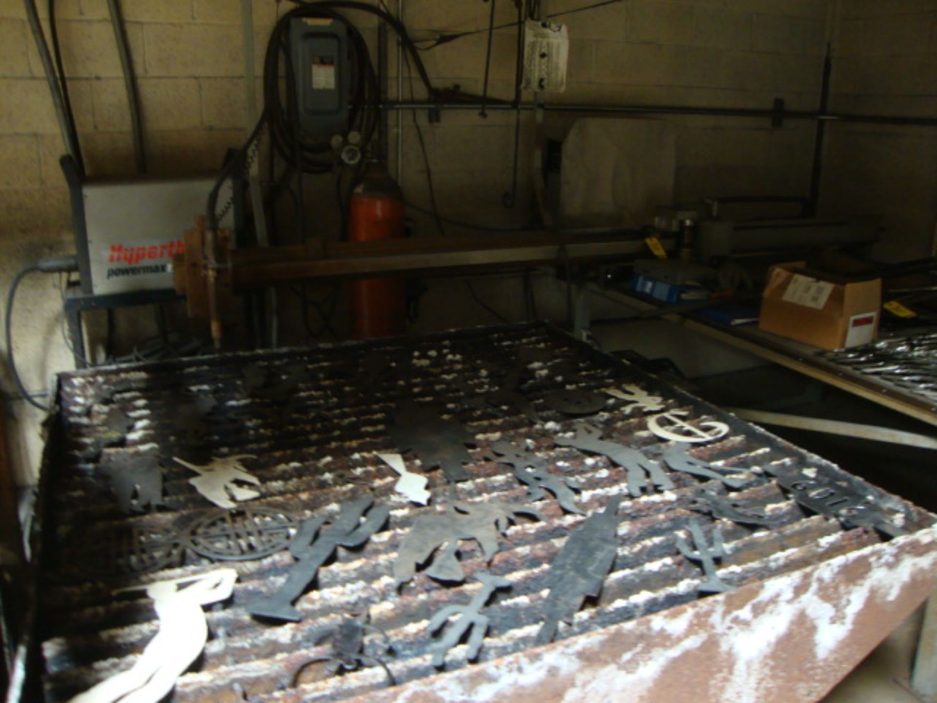 CNC PLASMA TABLE (6' X 6') W/ BURNY3 CNC CONTROL & HYPOTHERM POWER MAX 1100; W/SAMPLES, PROGRAMS, &