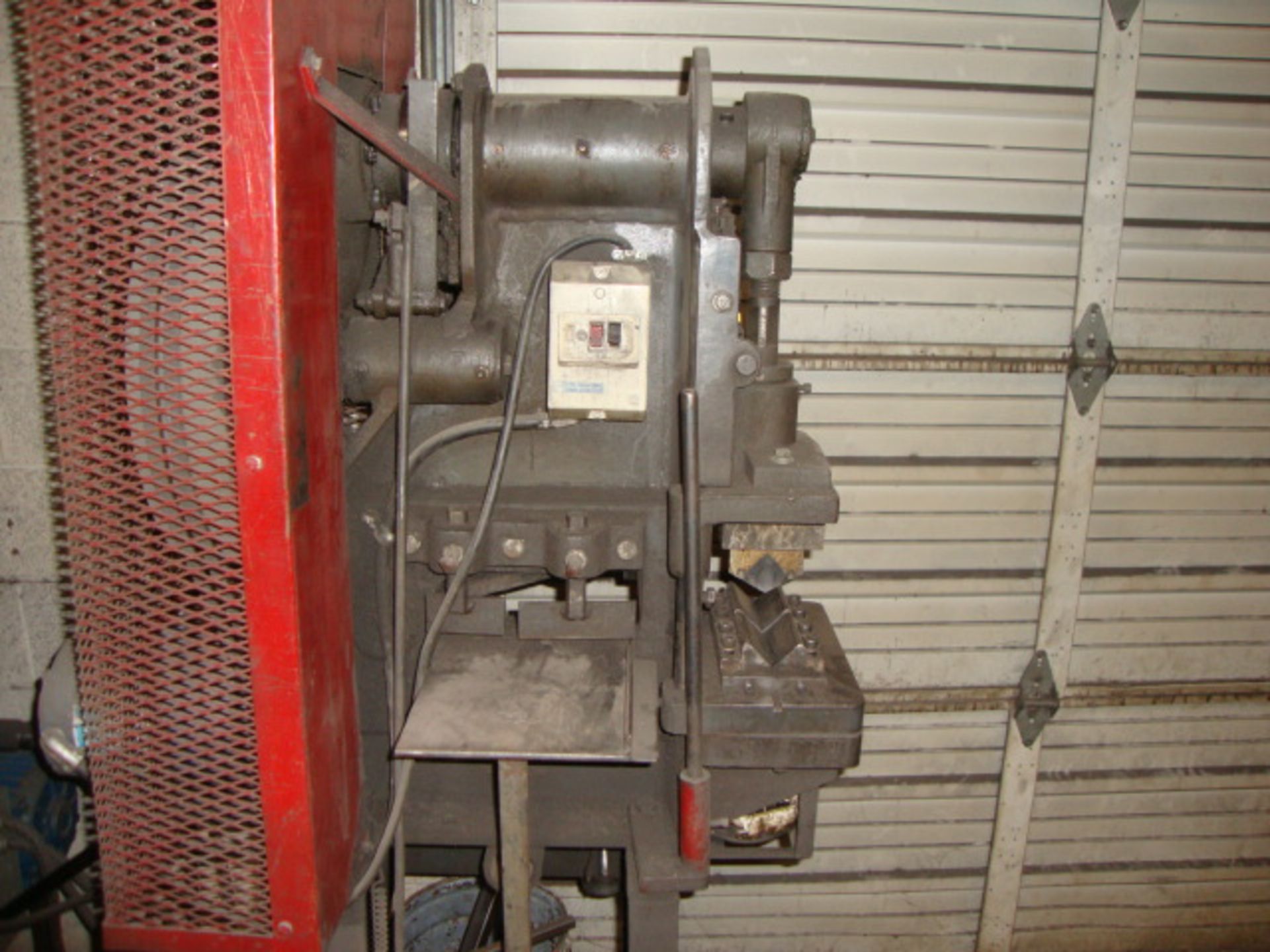 PRESS SHEAR #10 SN. 10-3973 - Image 4 of 4