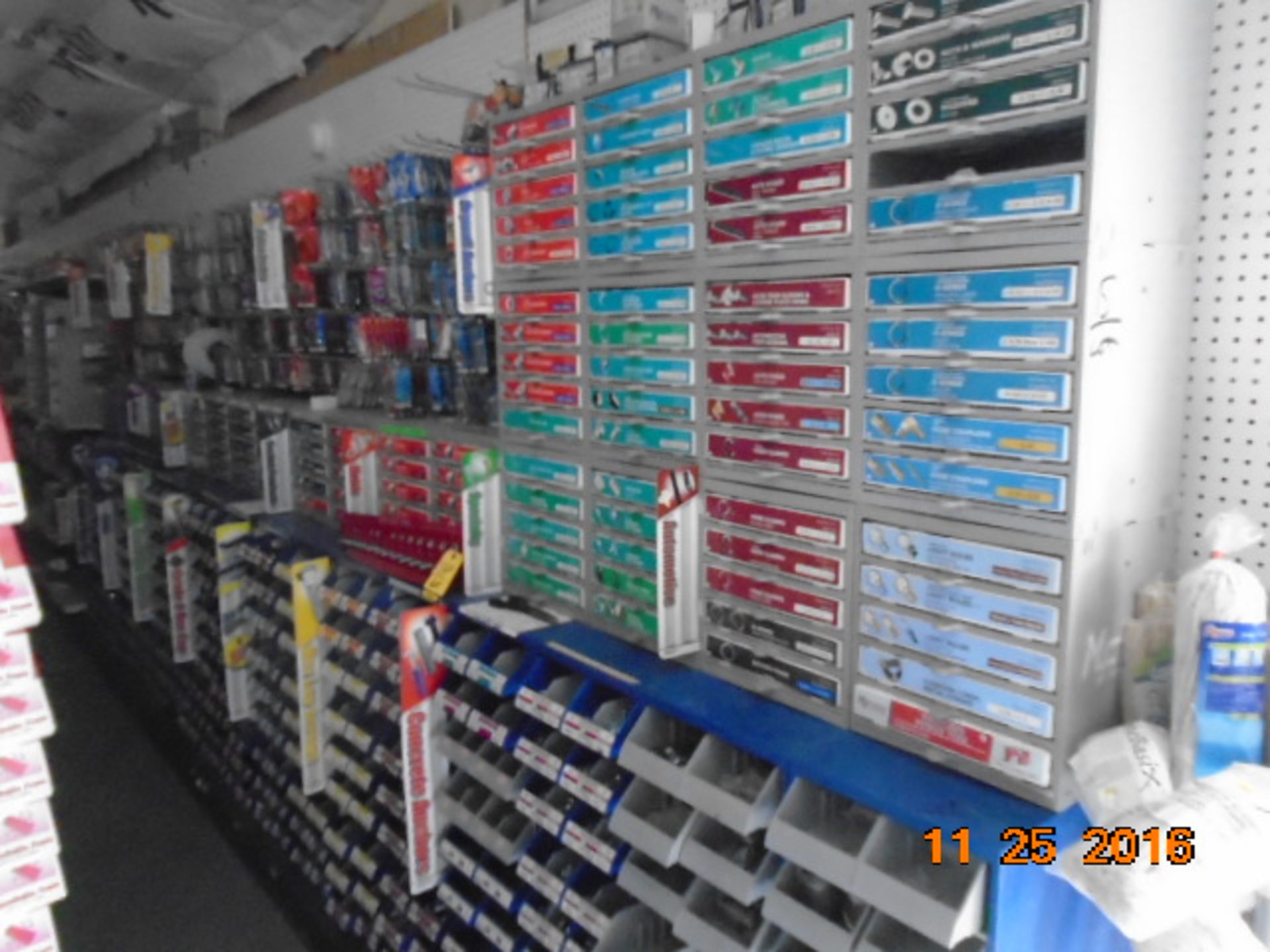 LOT HUGE QUANTITY MACHINE SCREWS, NUTS & BOLTS, LAG SHIELDS, SOCKET SCREWS, AUTOMOTIVE LIGHT