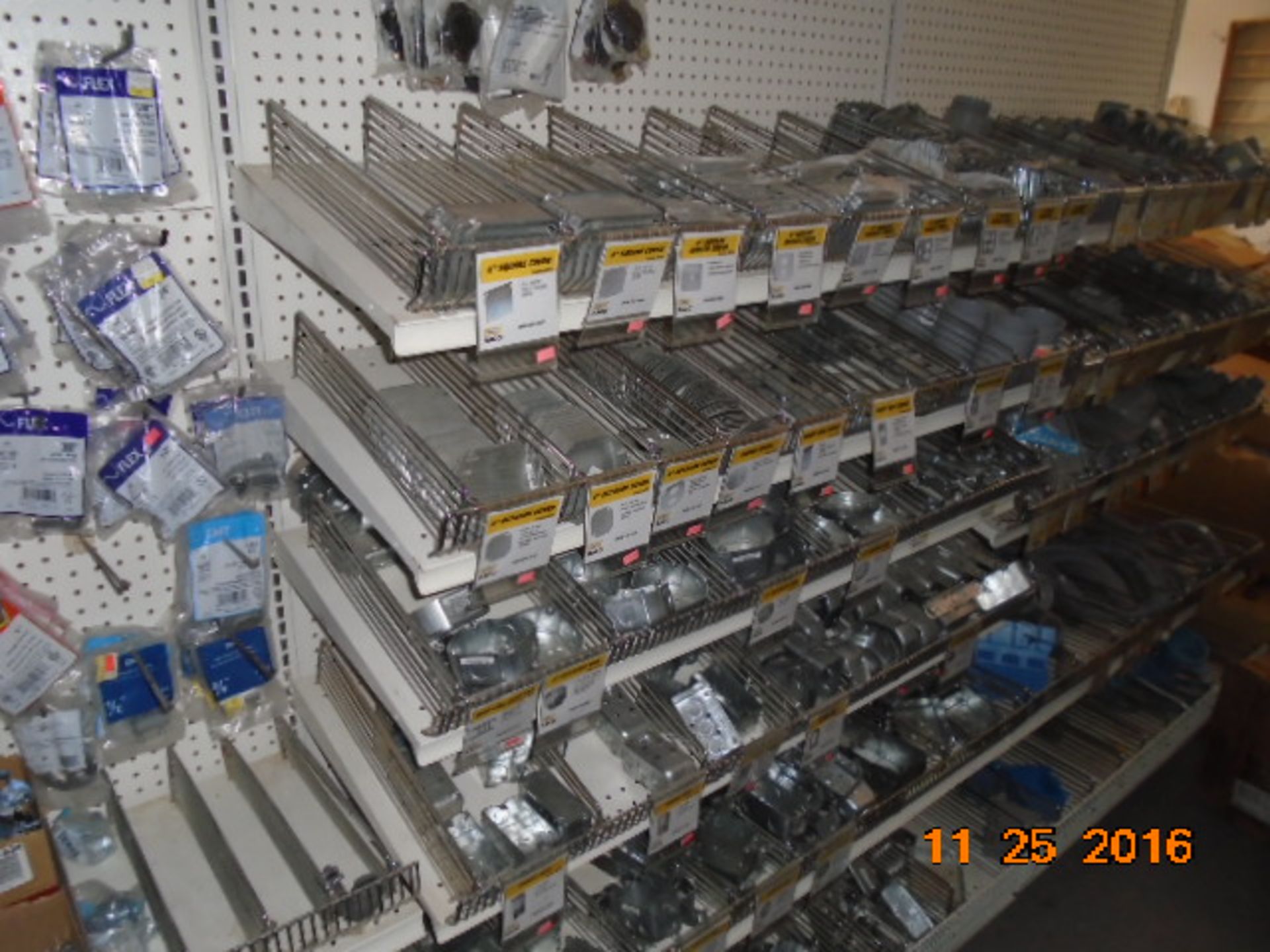 LOT WIRE, ELECTRICAL HARDWARE, ELECTRICAL INVENTORY - Bild 3 aus 5