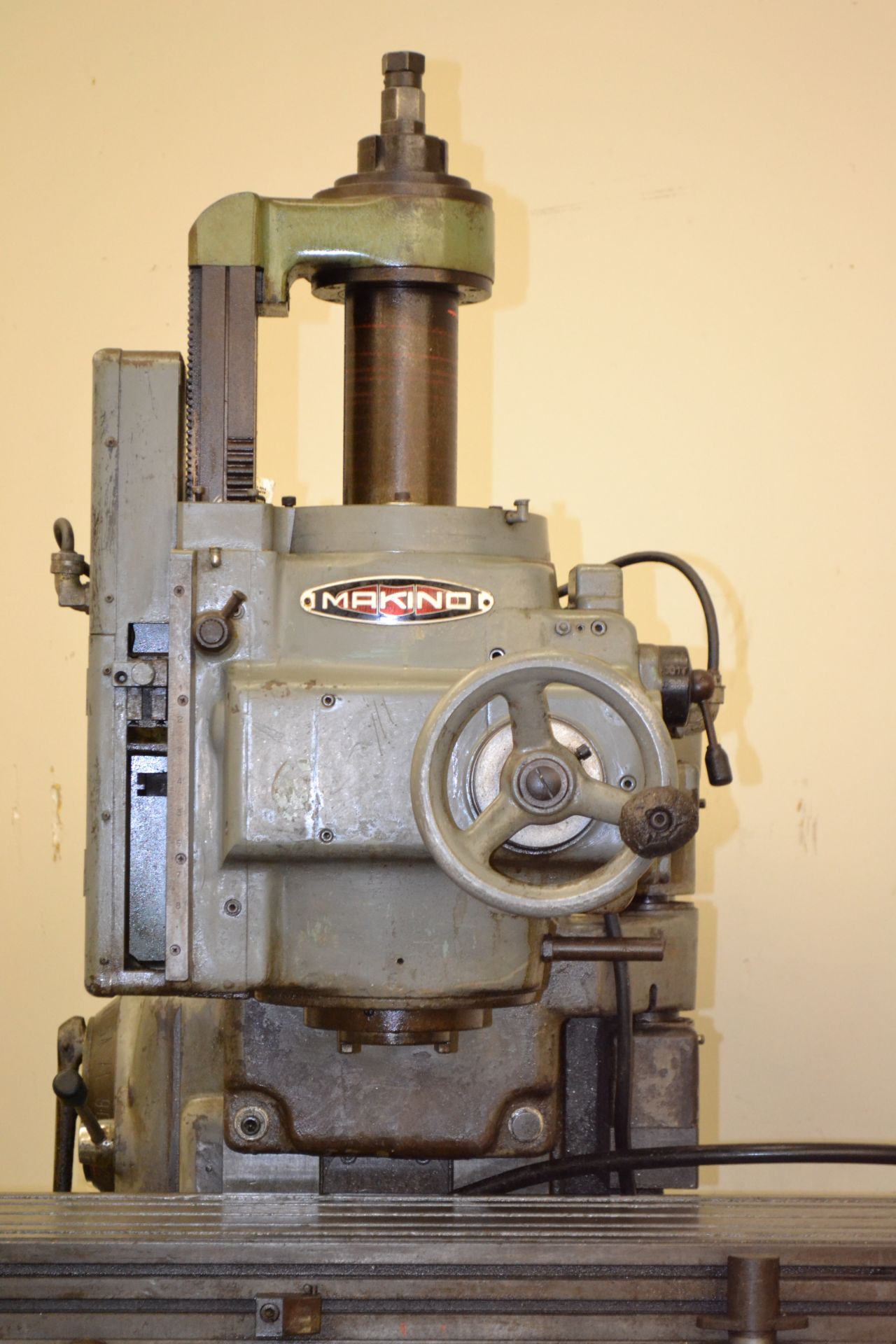 Makino Vertical Milling Machine - Image 2 of 3