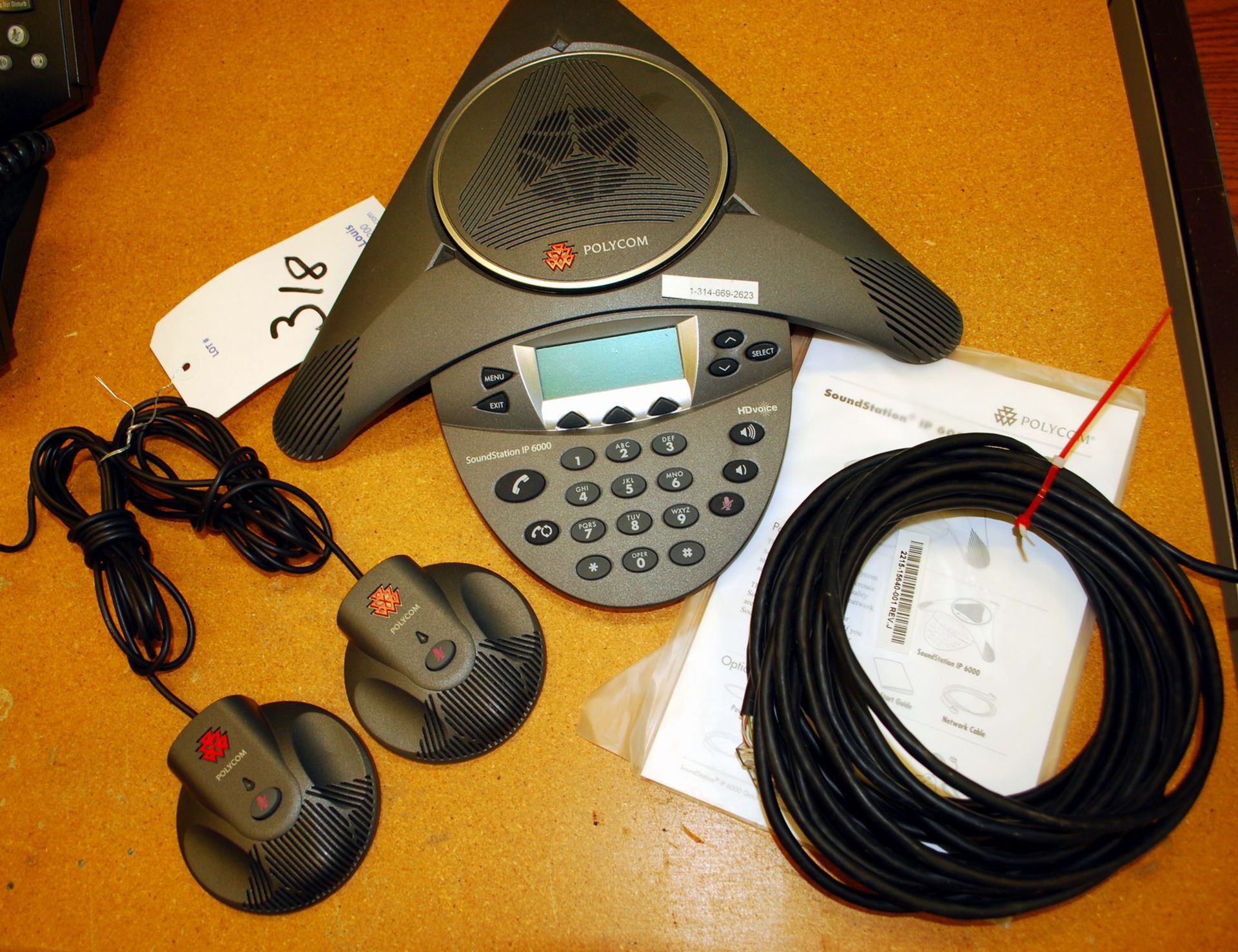 Polycom Soundstation Conference Phone IP6000 2201-15600-001, W/2 Microphones