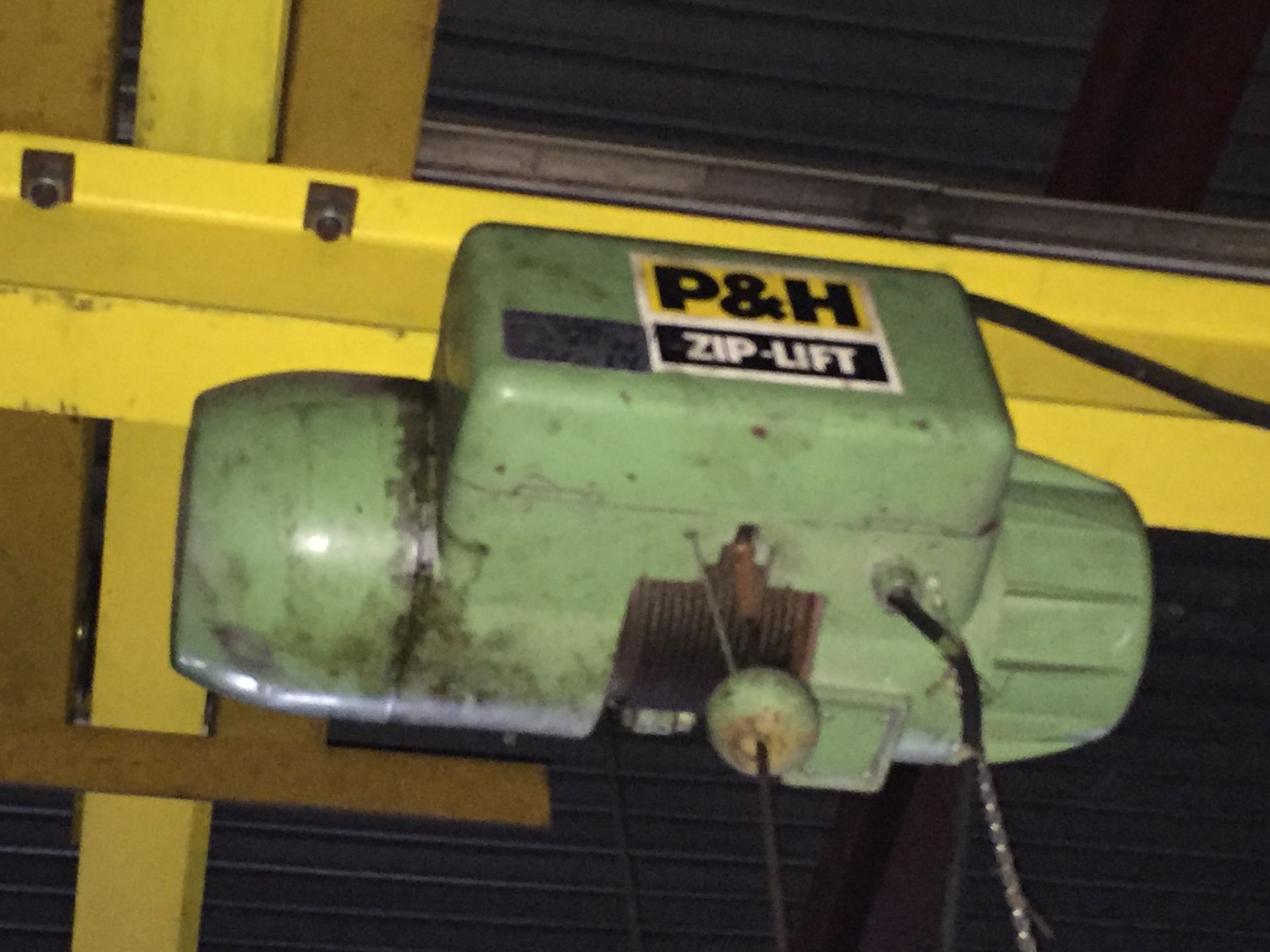 P & H ZIP LIFT 2 TON OVERHEAD CRANE SYSTEM, READY TO LOAD. - Image 5 of 6