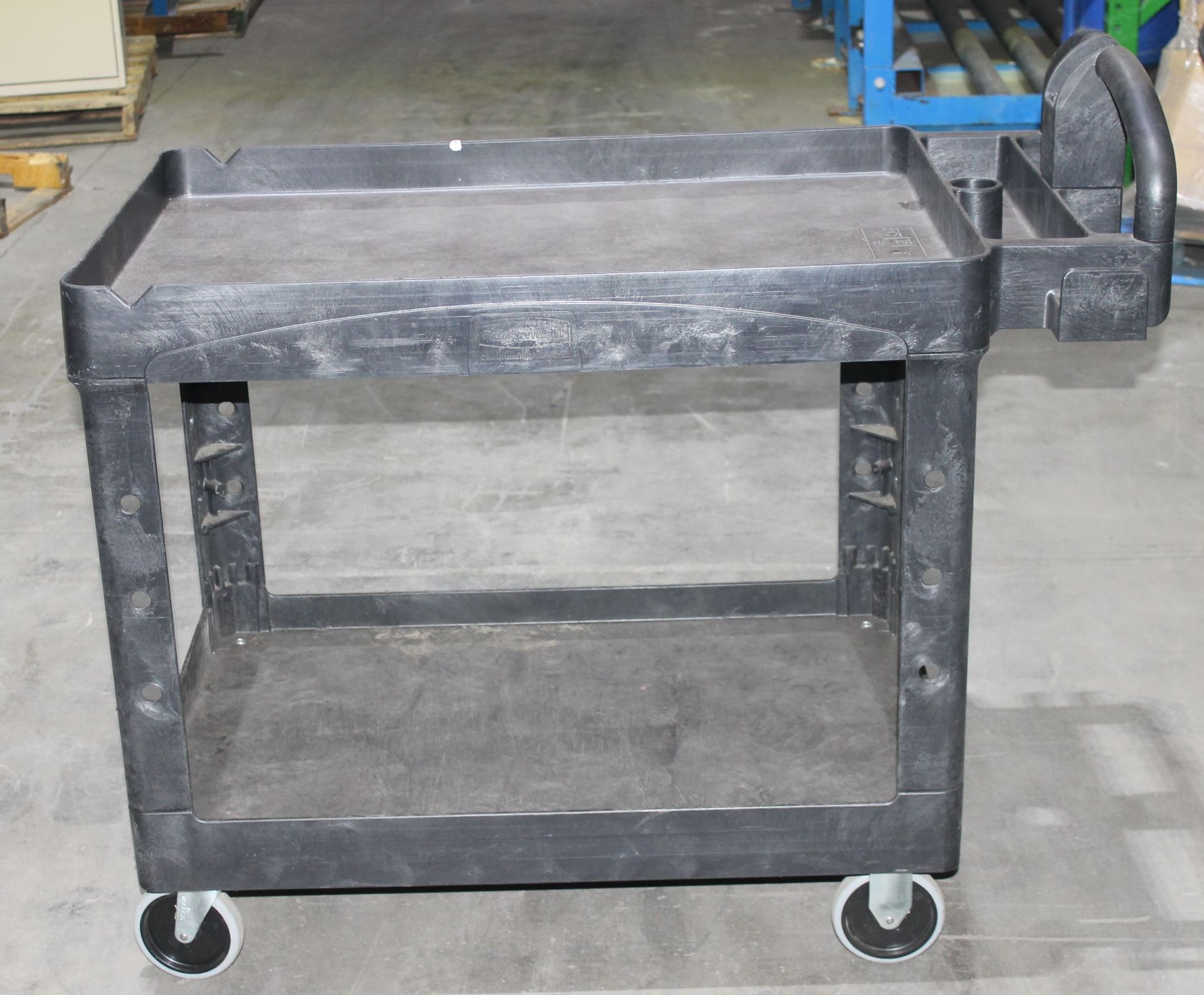 PLASTIC ROLLING CART,