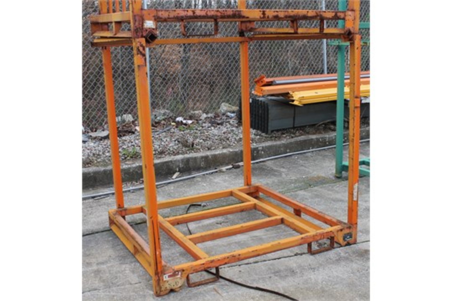 NESTAINER STACKABLE PALLET STORAGE RACKS,