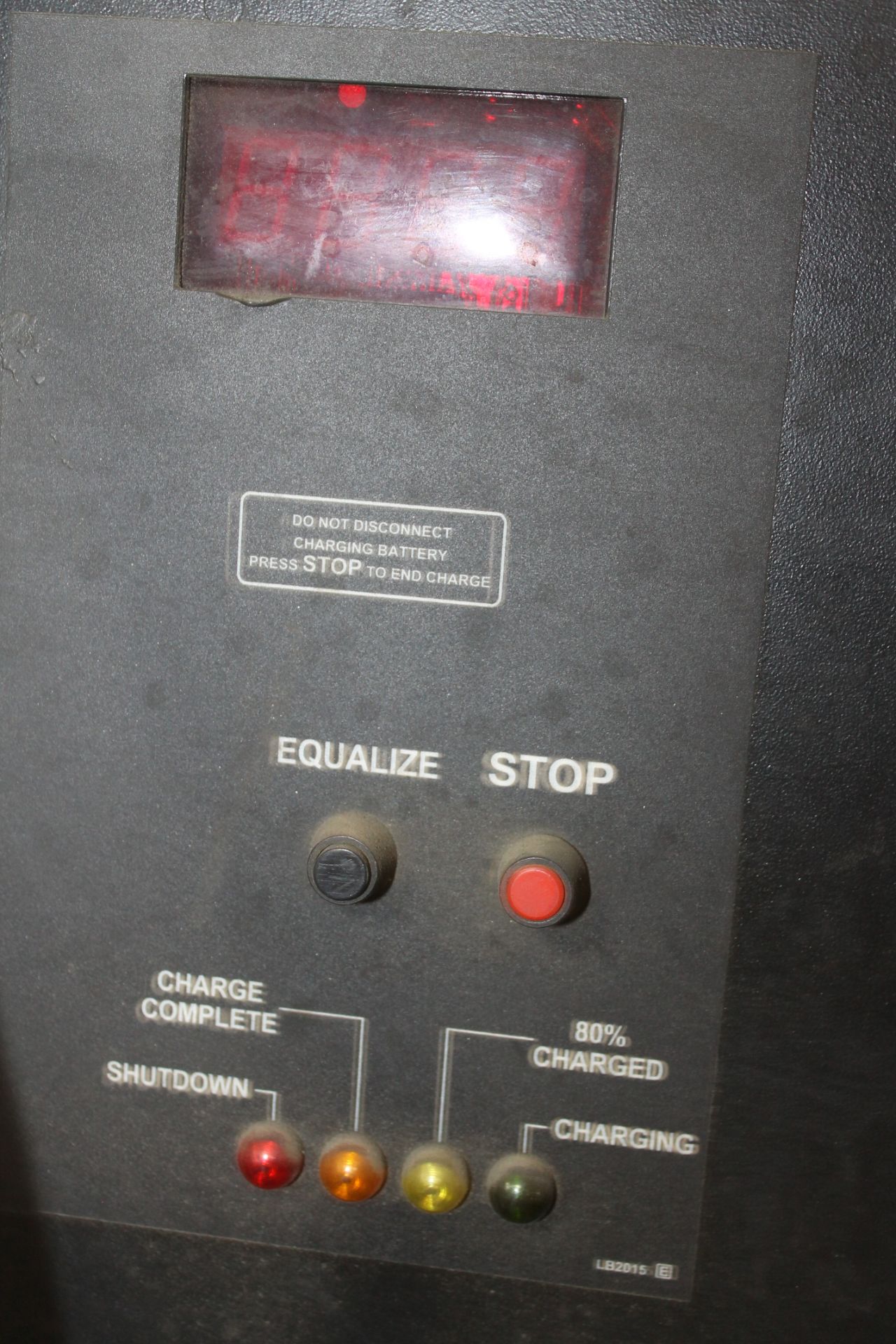 INDUSTRIAL 36 VOLT FORKLIFT / PALLET TRUCK BATTERY CHARGER, - Image 2 of 4