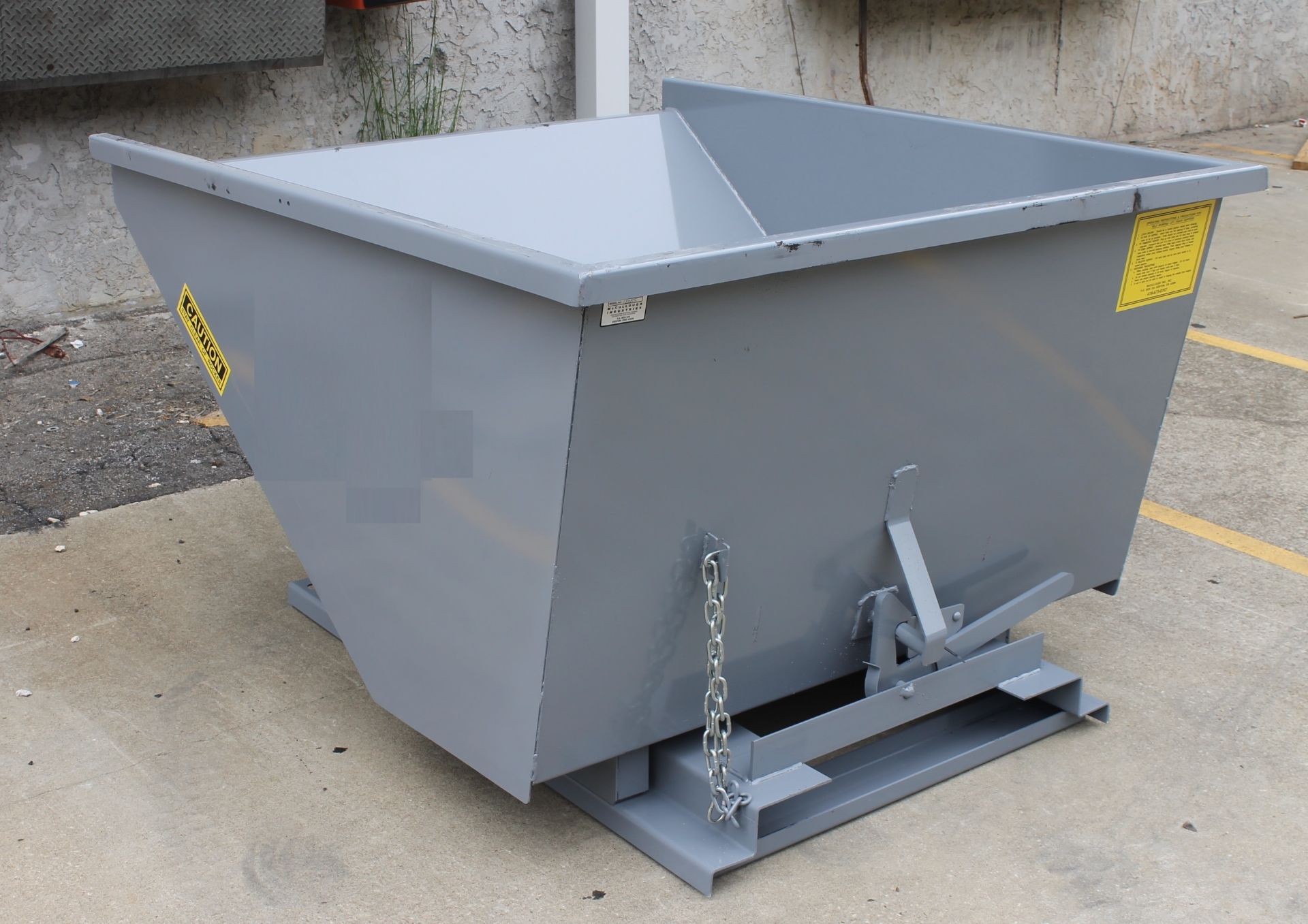 1.5 CU YARD SELF DUMPING HOPPER (NEW), 4000 LB CAP,