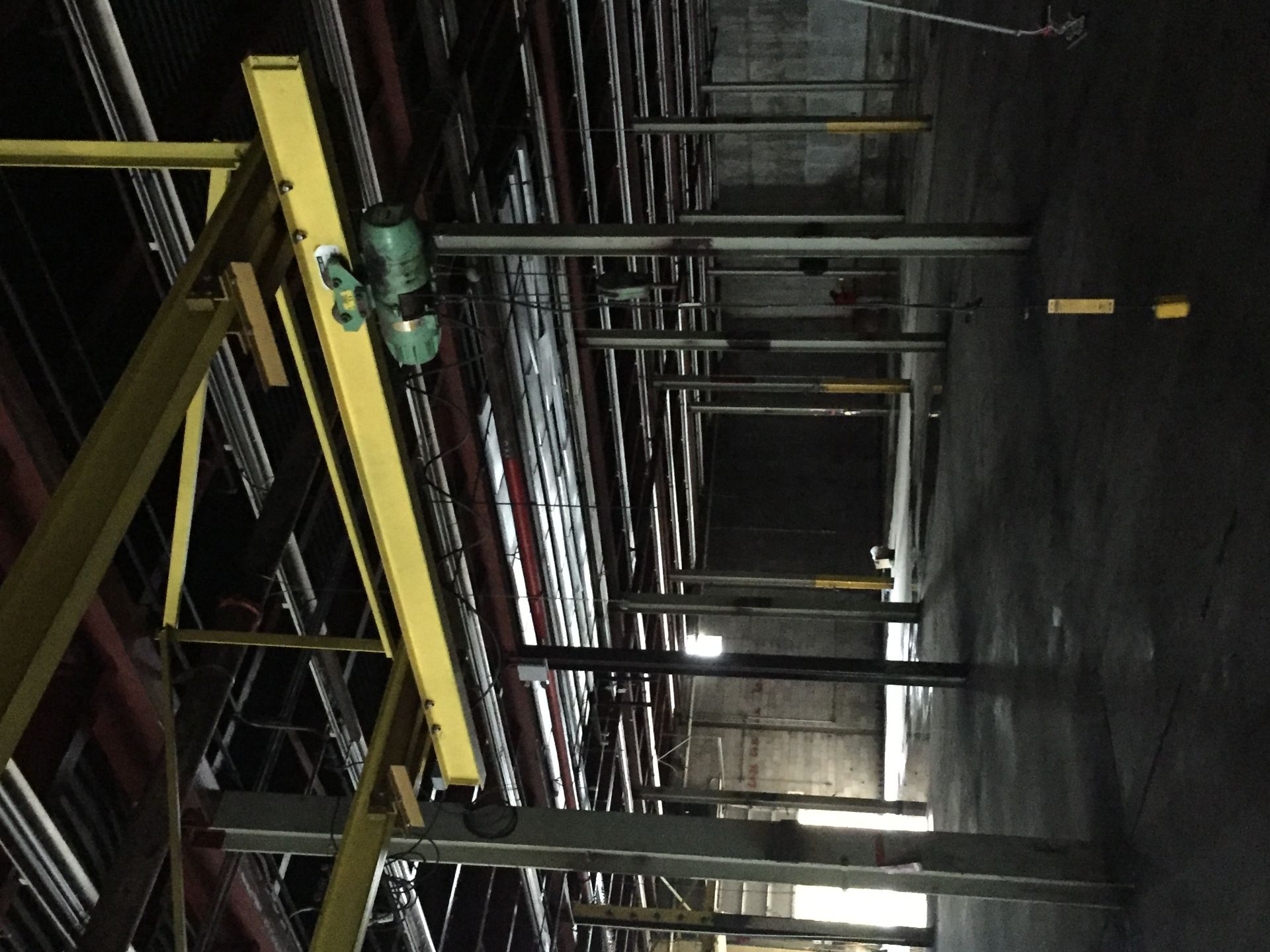P & H ZIP LIFT 2 TON OVERHEAD CRANE SYSTEM, READY TO LOAD. - Image 2 of 6