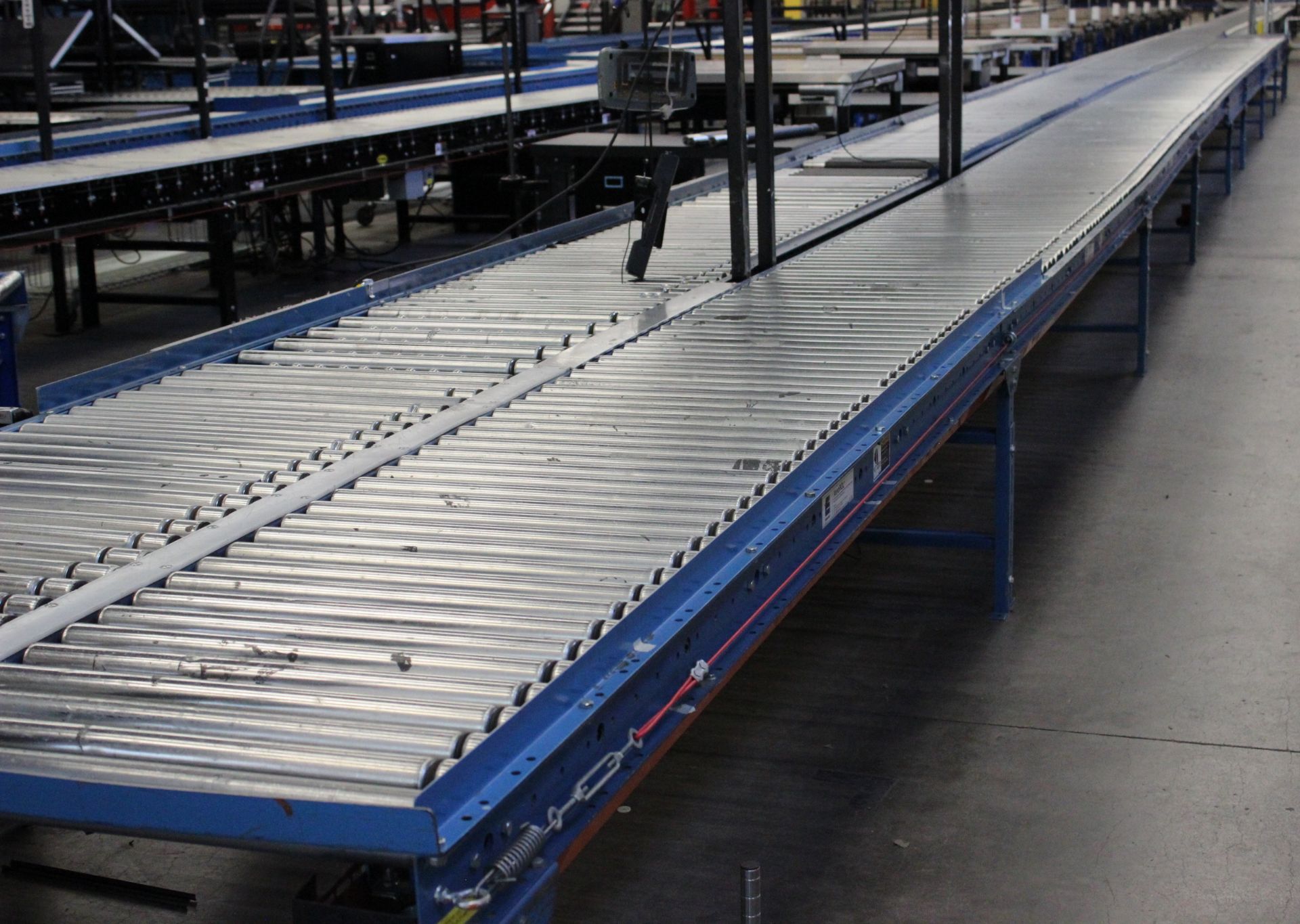 XENOROL 30XP 82 FT LONG POWERED CONVEYOR , CLICK HERE TO WATCH VIDEO - Image 6 of 7