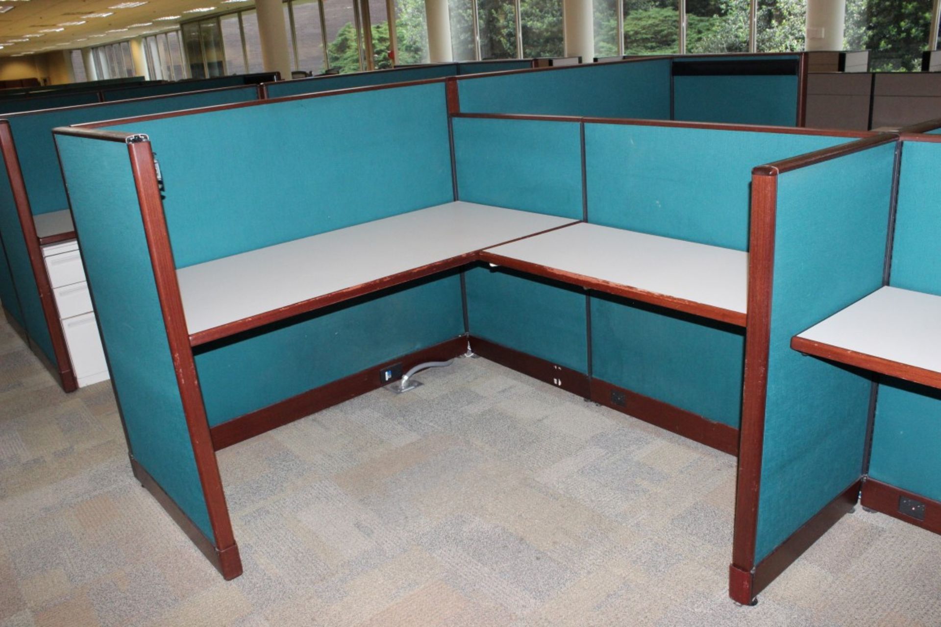 EXECUTIVE OFFICE CUBICLES. DISMANTLED & READY TO LOAD - Image 2 of 15