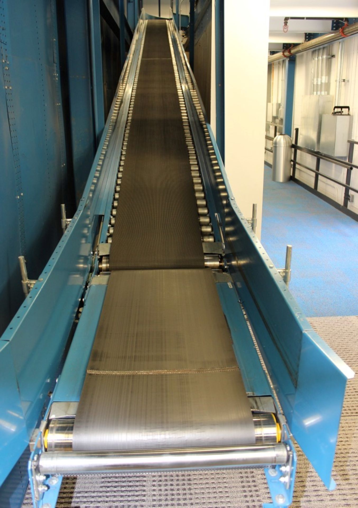 RAPISTAN FLOOR TO FLOOR 36 FT INCLINE/DECLINE ROLLER BED CONVEYOR WITH 12"" GUARD RAIL