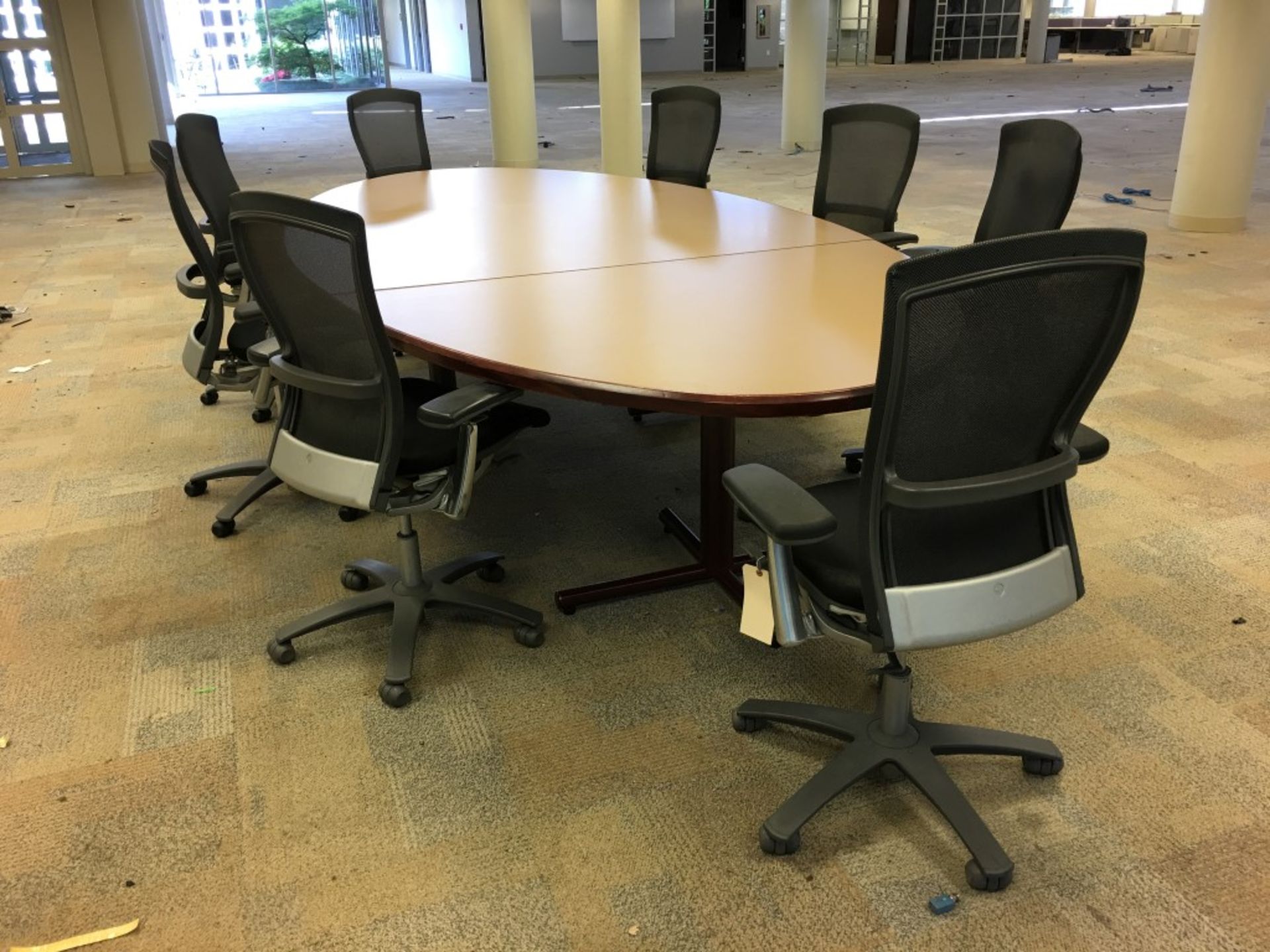 150" X 72" CONFERENCE TABLE WITH 8 PCS OF KNOLL EXECUTIVE CHAIRS - Image 2 of 8